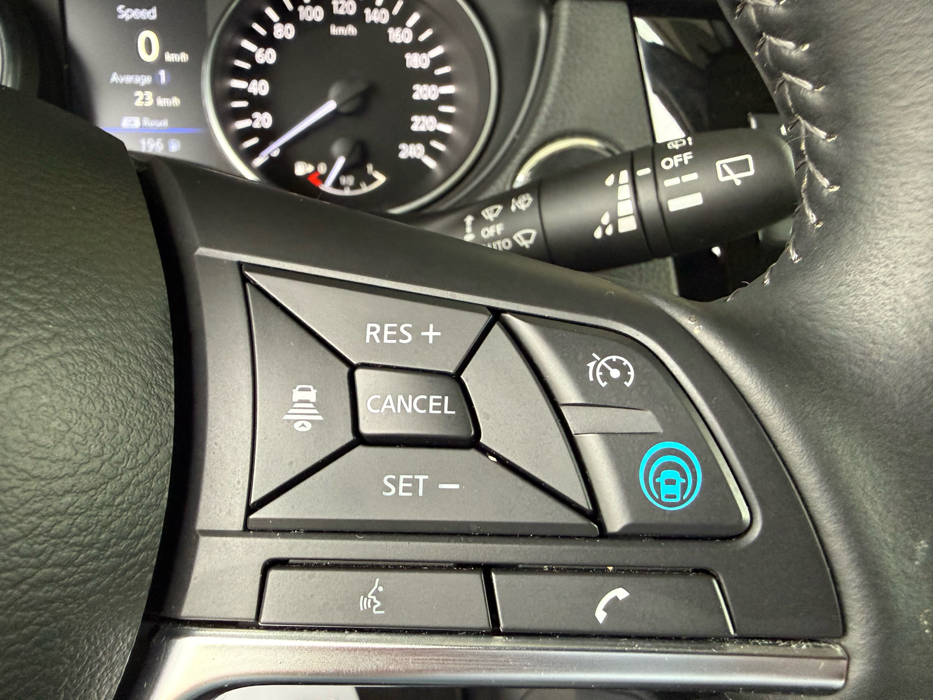 Billede af Nissan Qashqai 1,3 DIG-T N-Connecta ProPilot DCT 160HK 5d Aut. 
