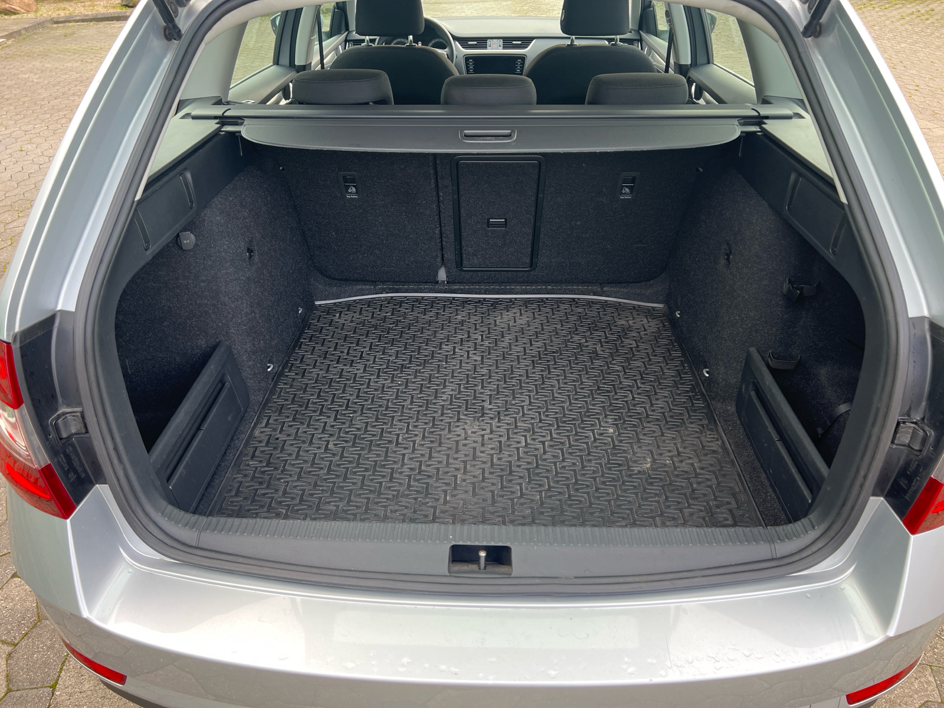 Billede af Skoda Octavia Combi 2,0 TDI AdBlue Style Dynamic DSG 150HK Stc 7g Aut.