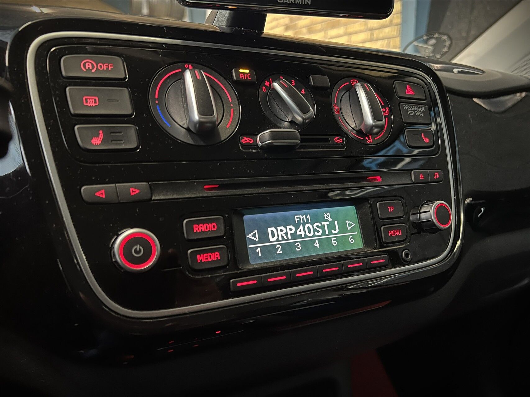 Billede af VW up 1,0 MPI BMT High ASG 75HK 5d Aut. 
