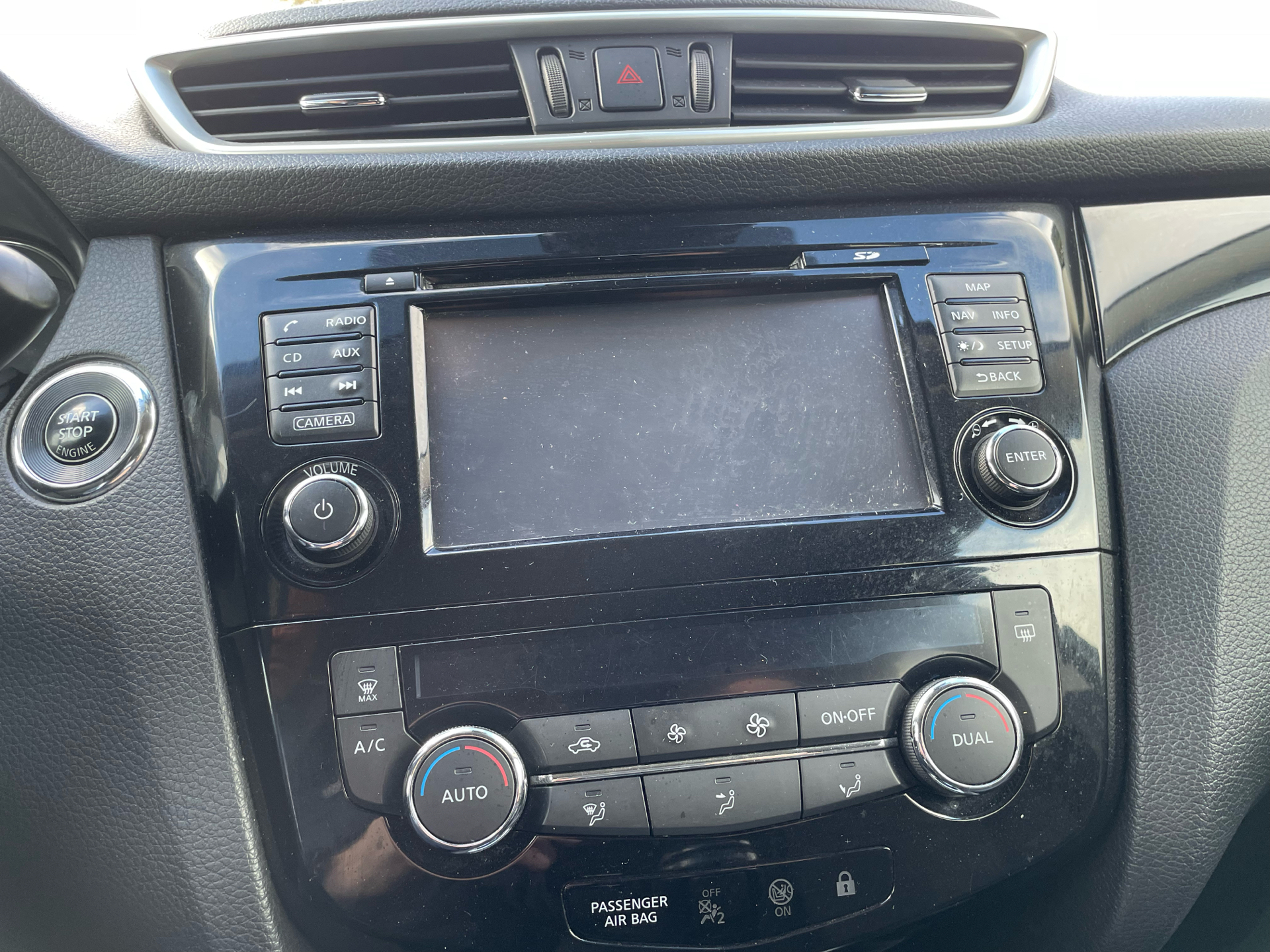 Billede af Nissan Qashqai 1,6 DCi N-Connecta X-Tronic 130HK 5d 6g Aut.