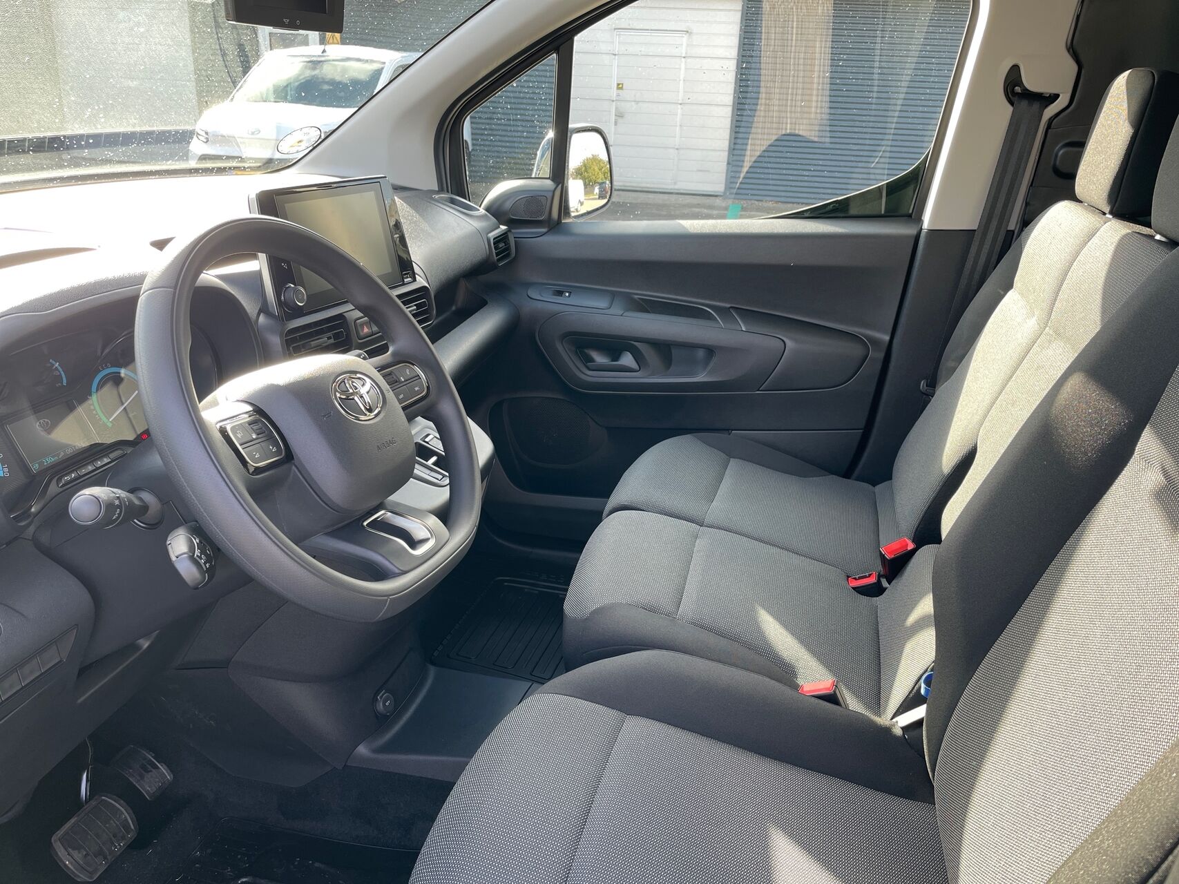 Billede af Toyota Proace City Electric Medium EL Comfort 2 Skydedøre 136HK Van Aut.