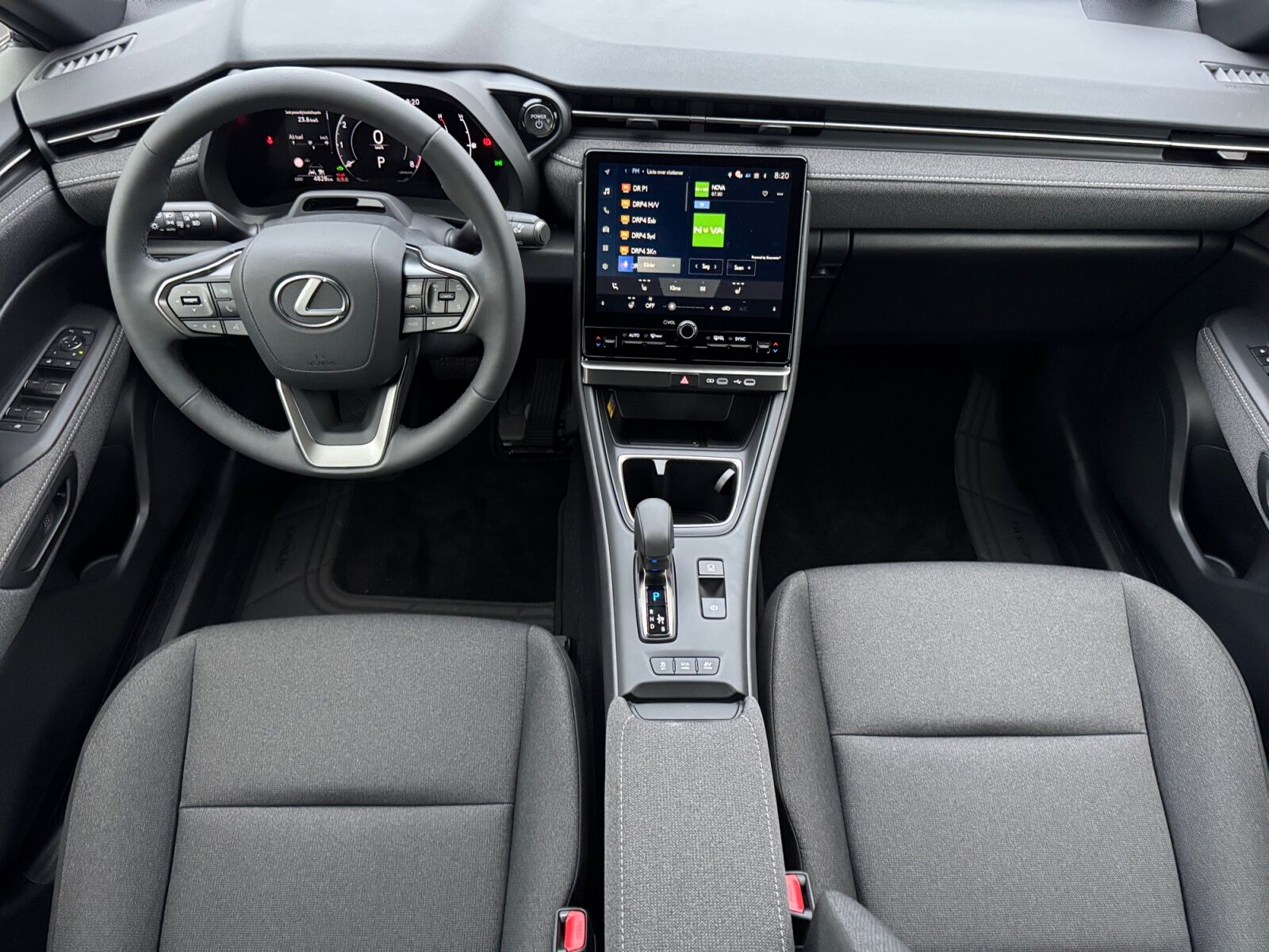 Billede af Lexus LBX 1,5 Hybrid Elegant 136HK 5d Aut.