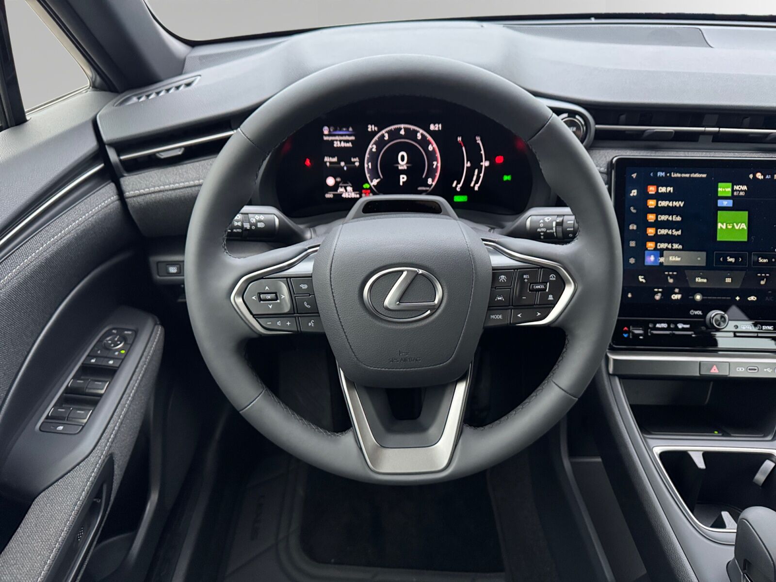 Billede af Lexus LBX 1,5 Hybrid Elegant 136HK 5d Aut.