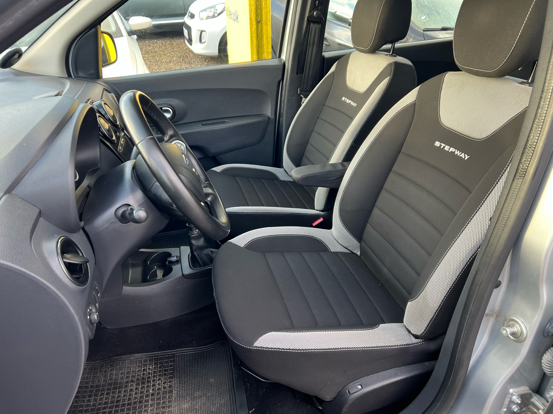 Billede af Dacia Lodgy 7 Sæder 1,5 Blue dCi Stepway Start/Stop 95HK 6g