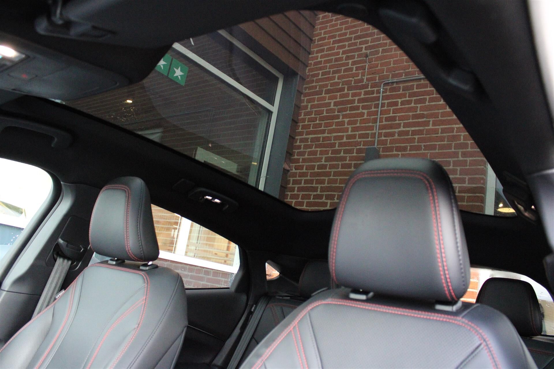 Billede af Ford Mustang Mach-E EL SR Premium AWD 269HK 5d Aut.