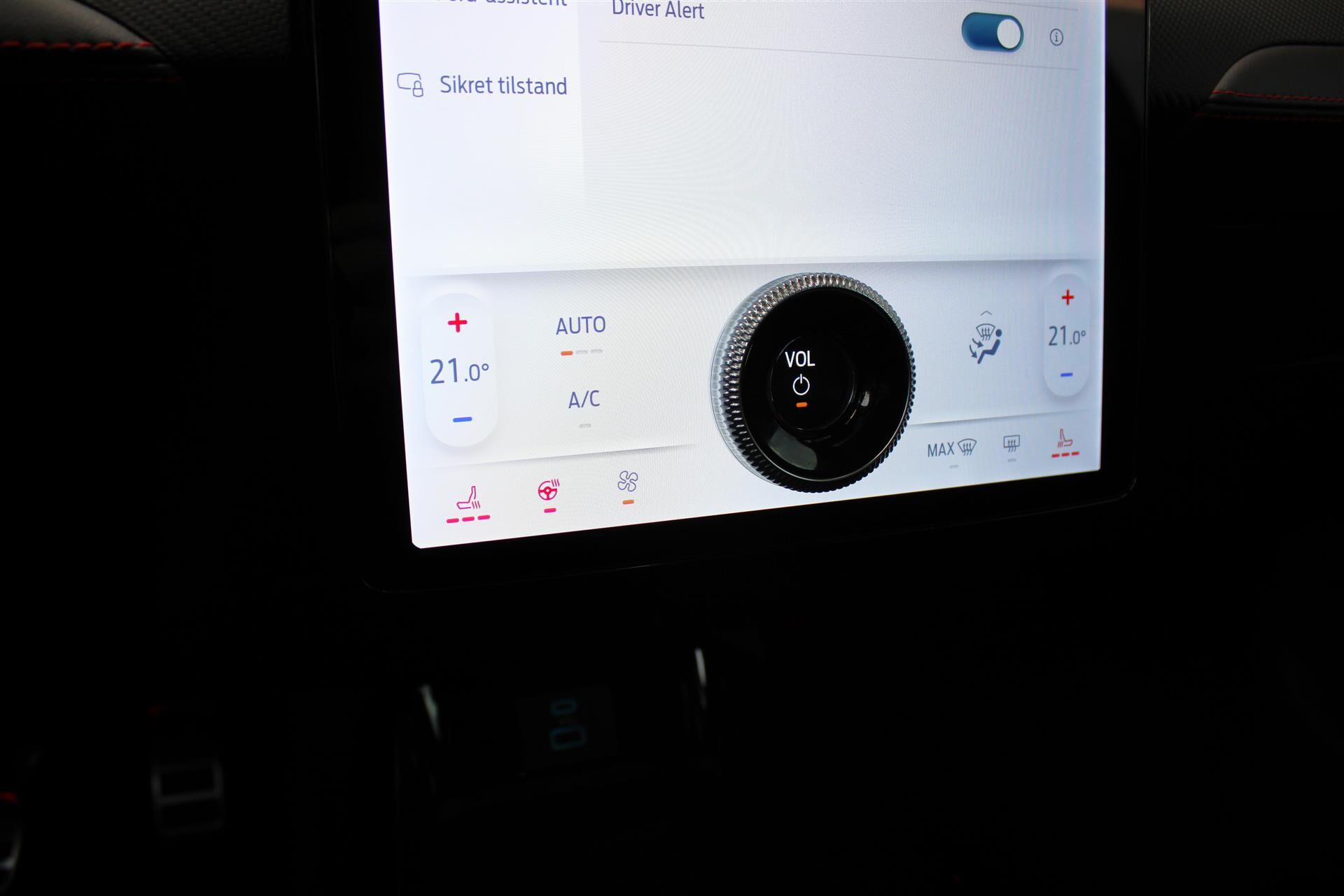 Billede af Ford Mustang Mach-E EL SR Premium AWD 269HK 5d Aut.