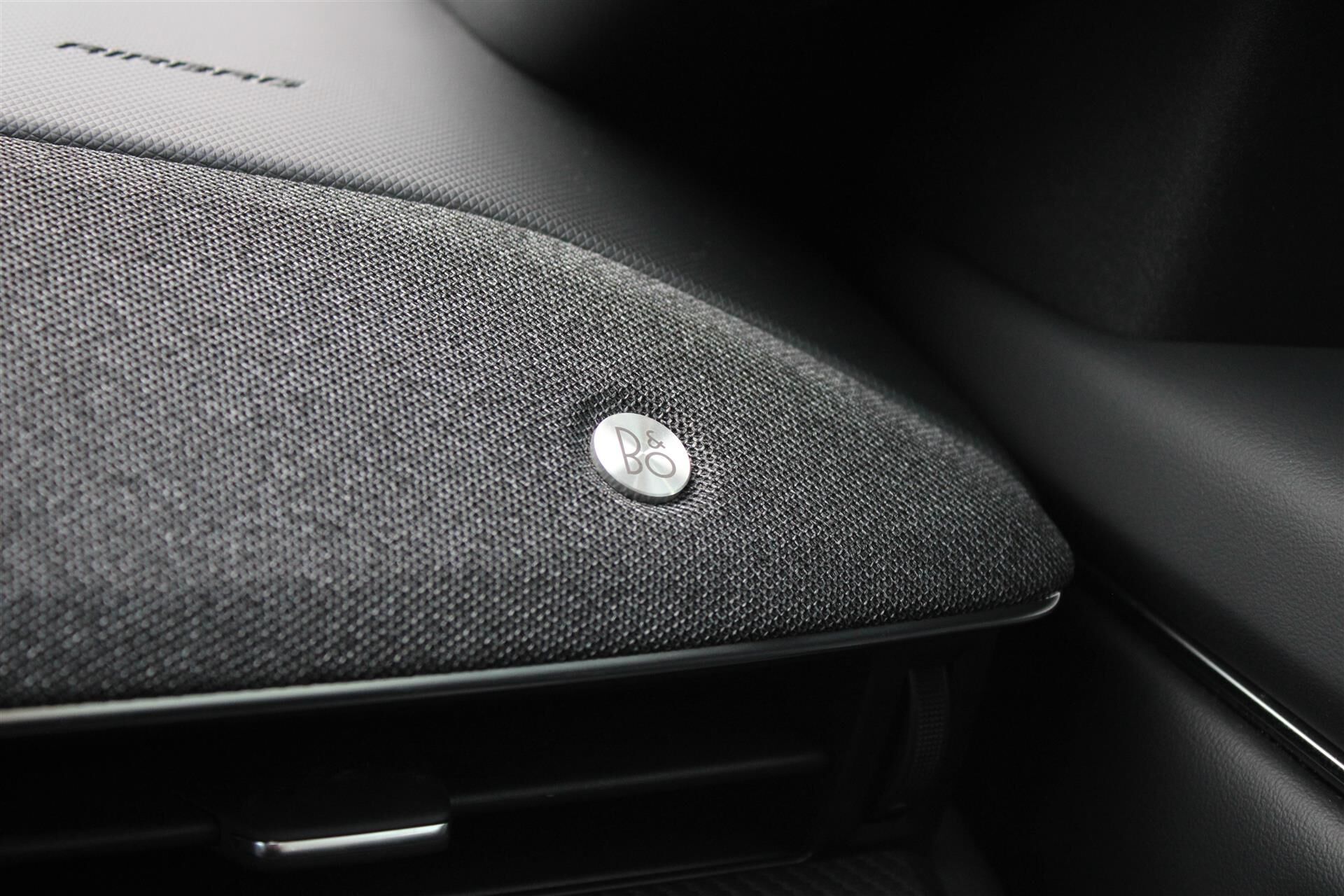 Billede af Ford Mustang Mach-E EL SR Premium AWD 269HK 5d Aut.