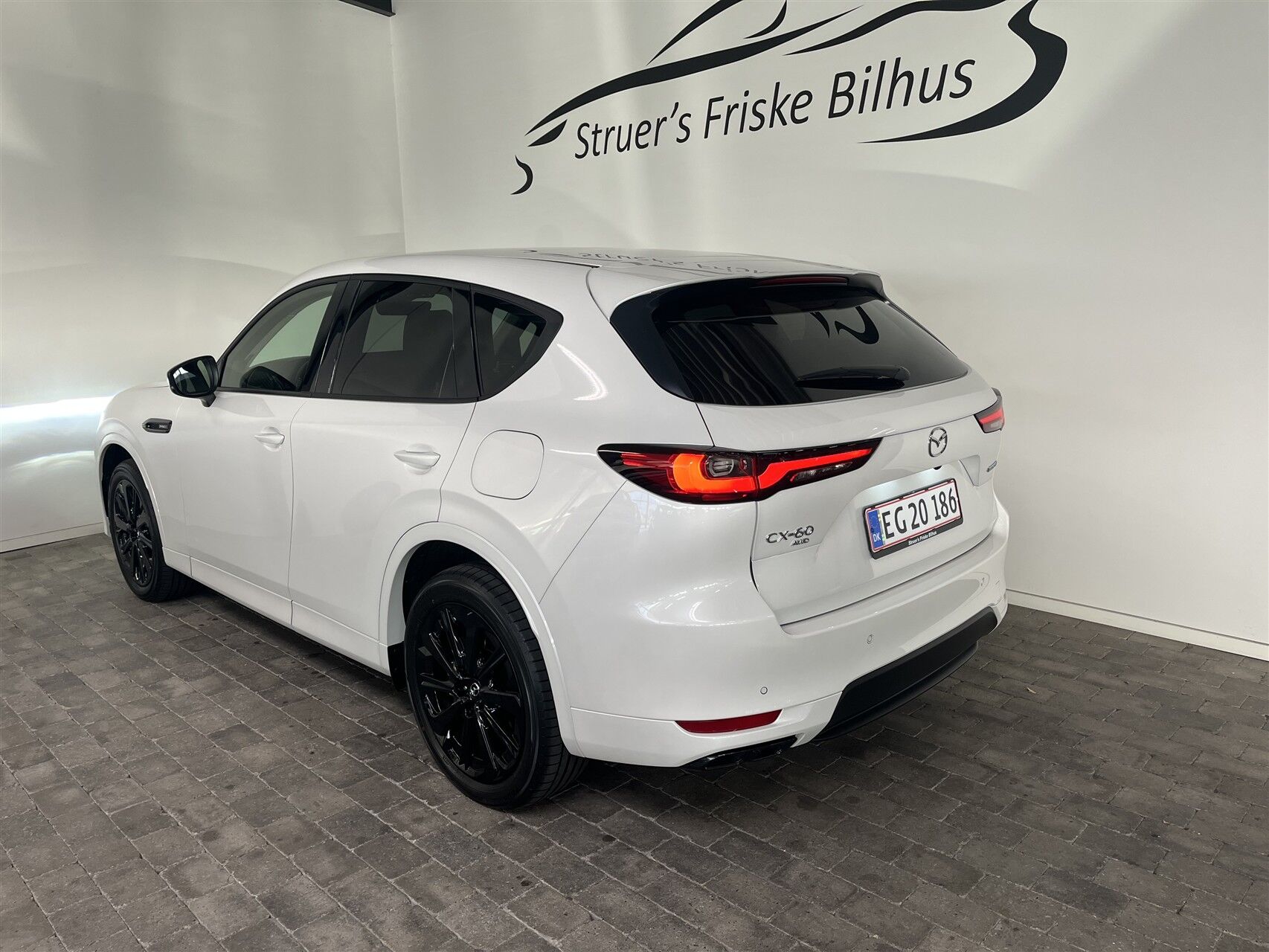 Billede af Mazda CX-60 2,5 e-Skyactiv  Plugin-hybrid Homura AWD 327HK 5d 8g Aut.