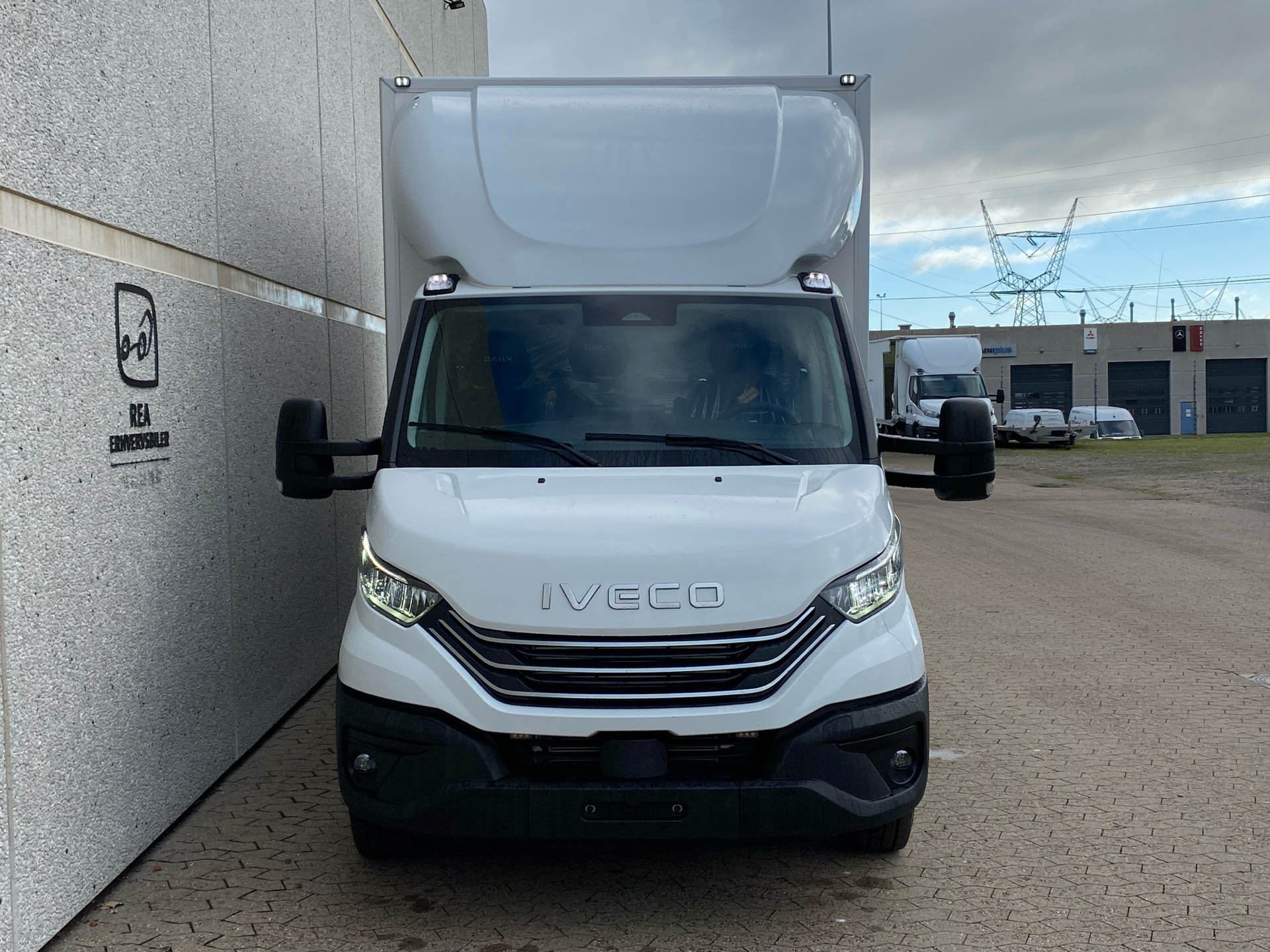 Billede af Iveco Daily 35S18 4100mm 3,0 D 180HK Ladv./Chas. 8g Aut.