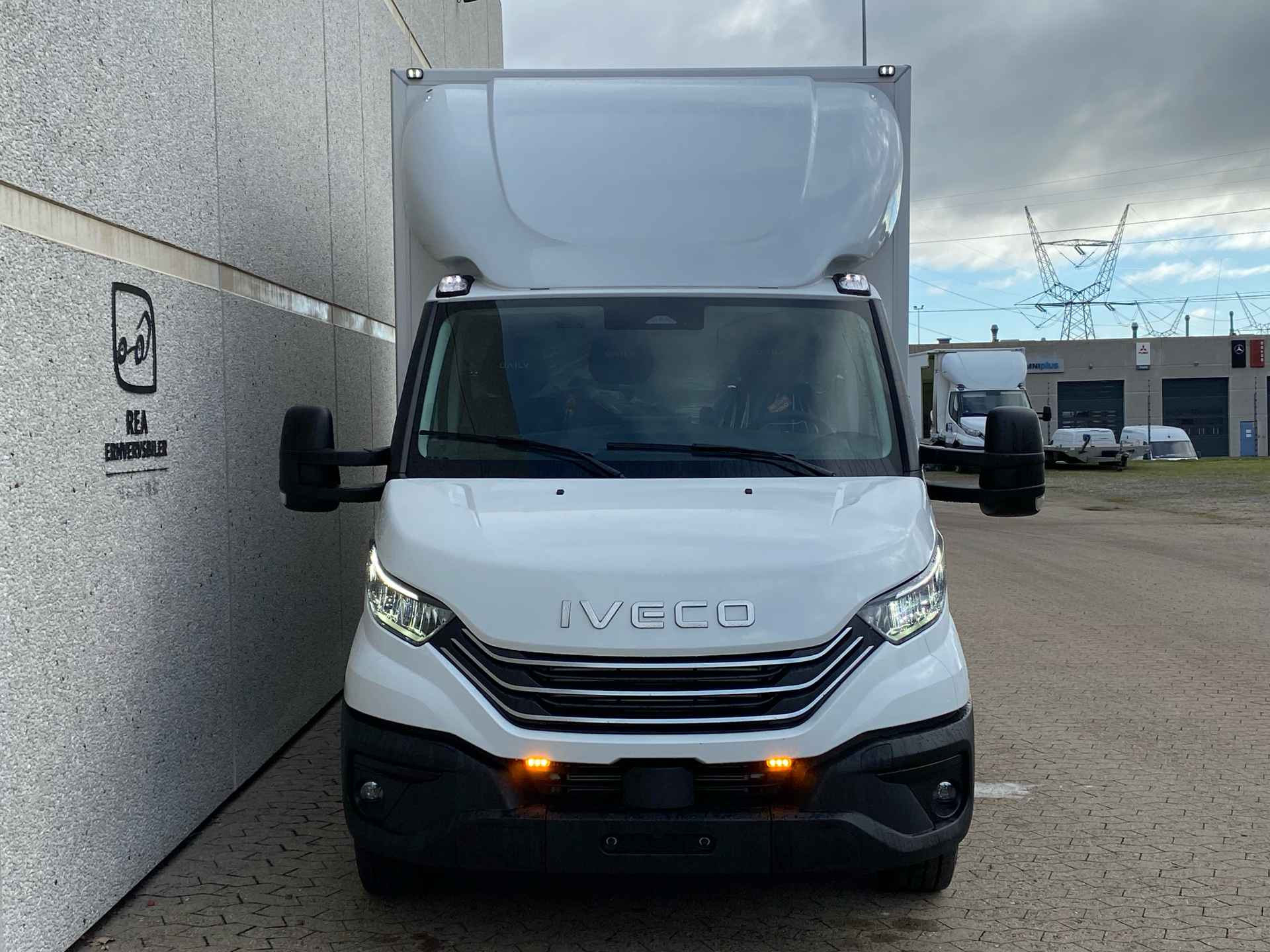 Billede af Iveco Daily 35S18 4100mm 3,0 D 180HK Ladv./Chas. 8g Aut.