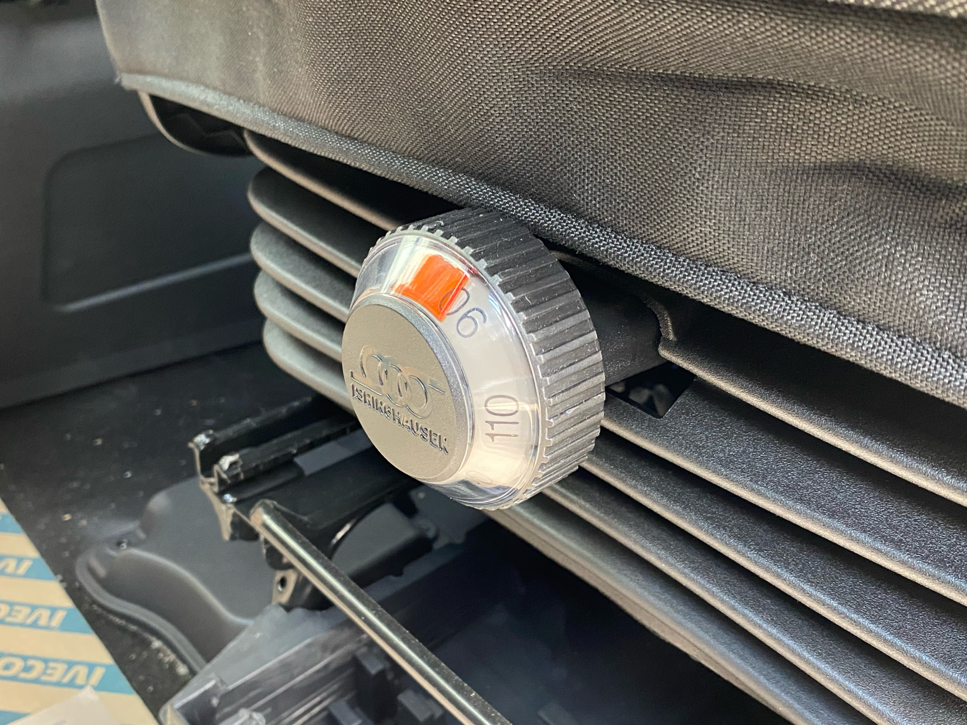 Billede af Iveco Daily 35S18 4100mm 3,0 D 180HK Ladv./Chas. 8g Aut.