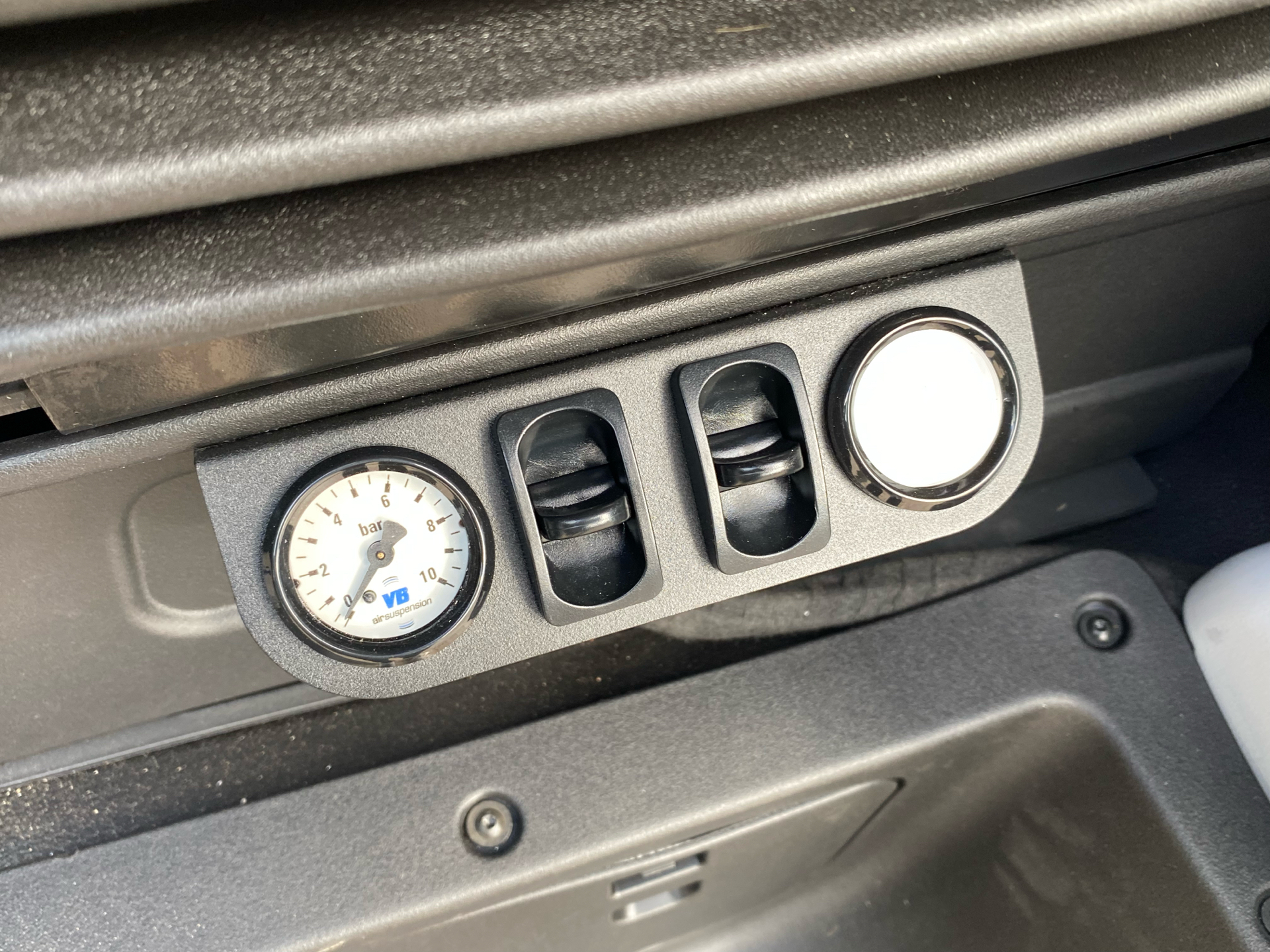 Billede af Iveco Daily 35S18 4100mm 3,0 D 180HK Ladv./Chas. 8g Aut.