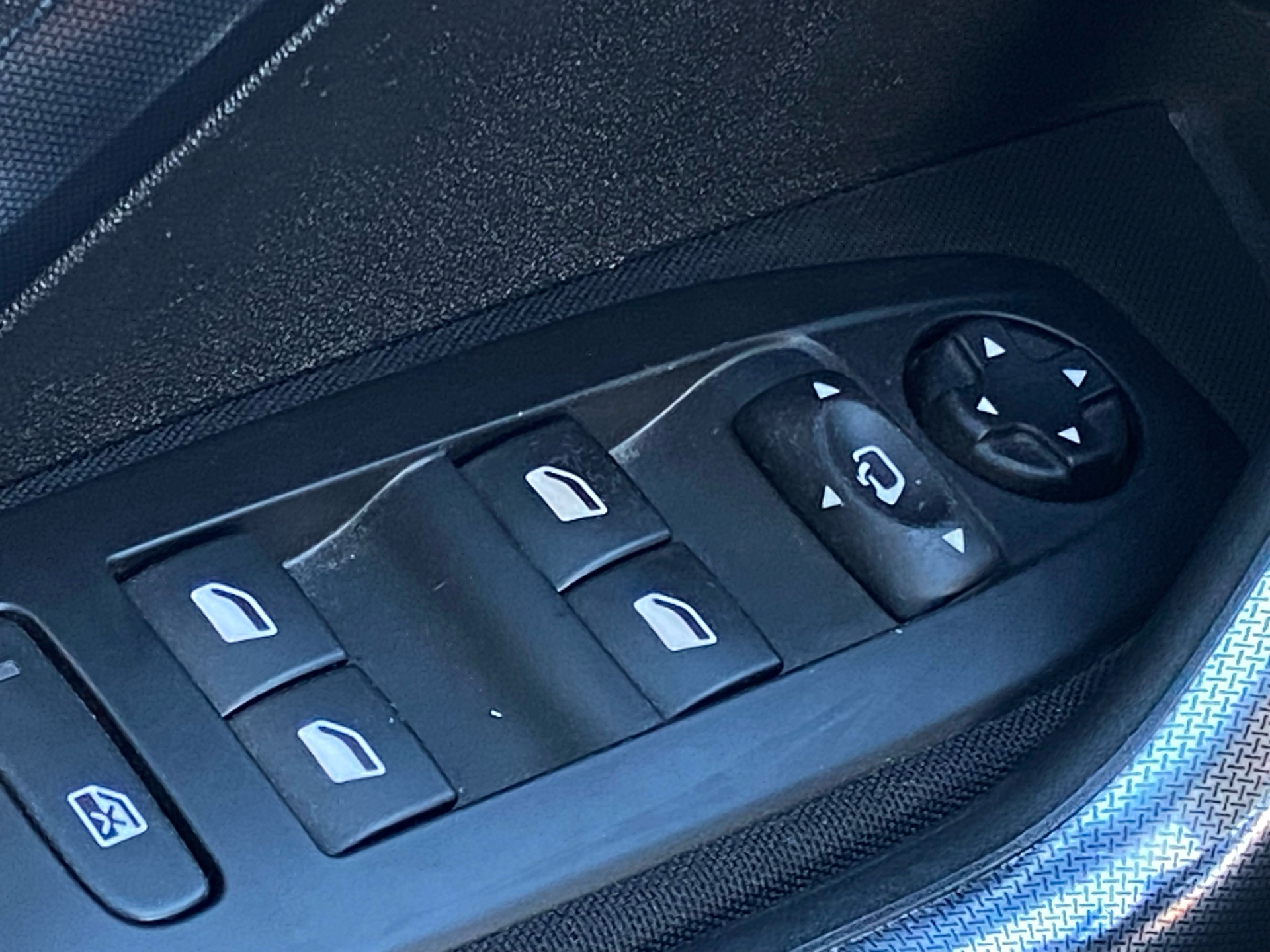 Billede af Peugeot 2008 1,2 VTi Allure 82HK