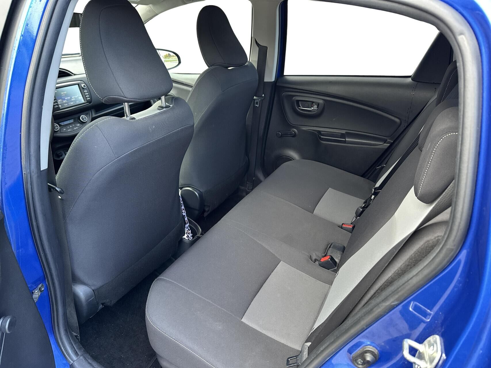 Billede af Toyota Yaris 1,5 Hybrid H2 Premium E-CVT 100HK 5d Trinl. Gear