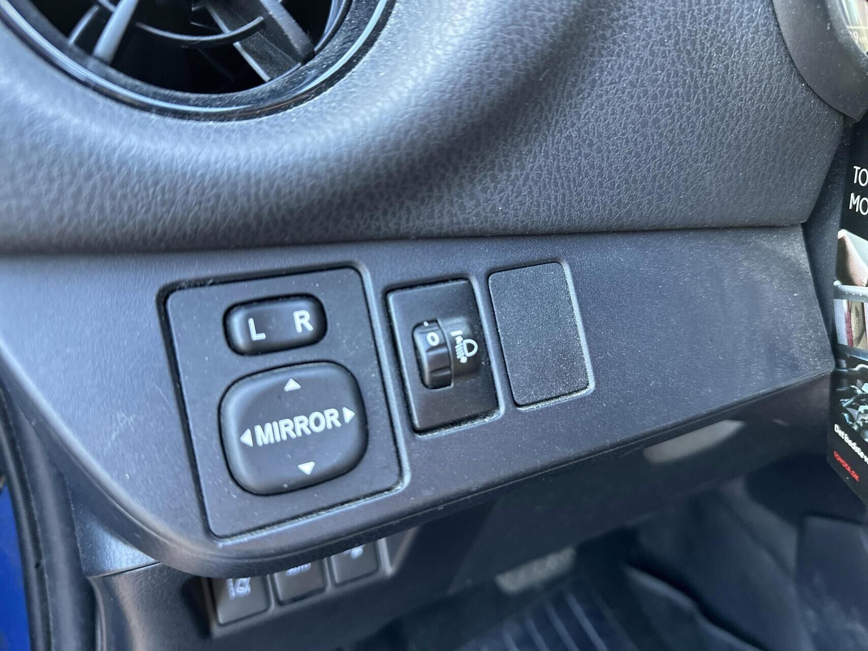 Billede af Toyota Yaris 1,5 Hybrid H2 Premium E-CVT 100HK 5d Trinl. Gear