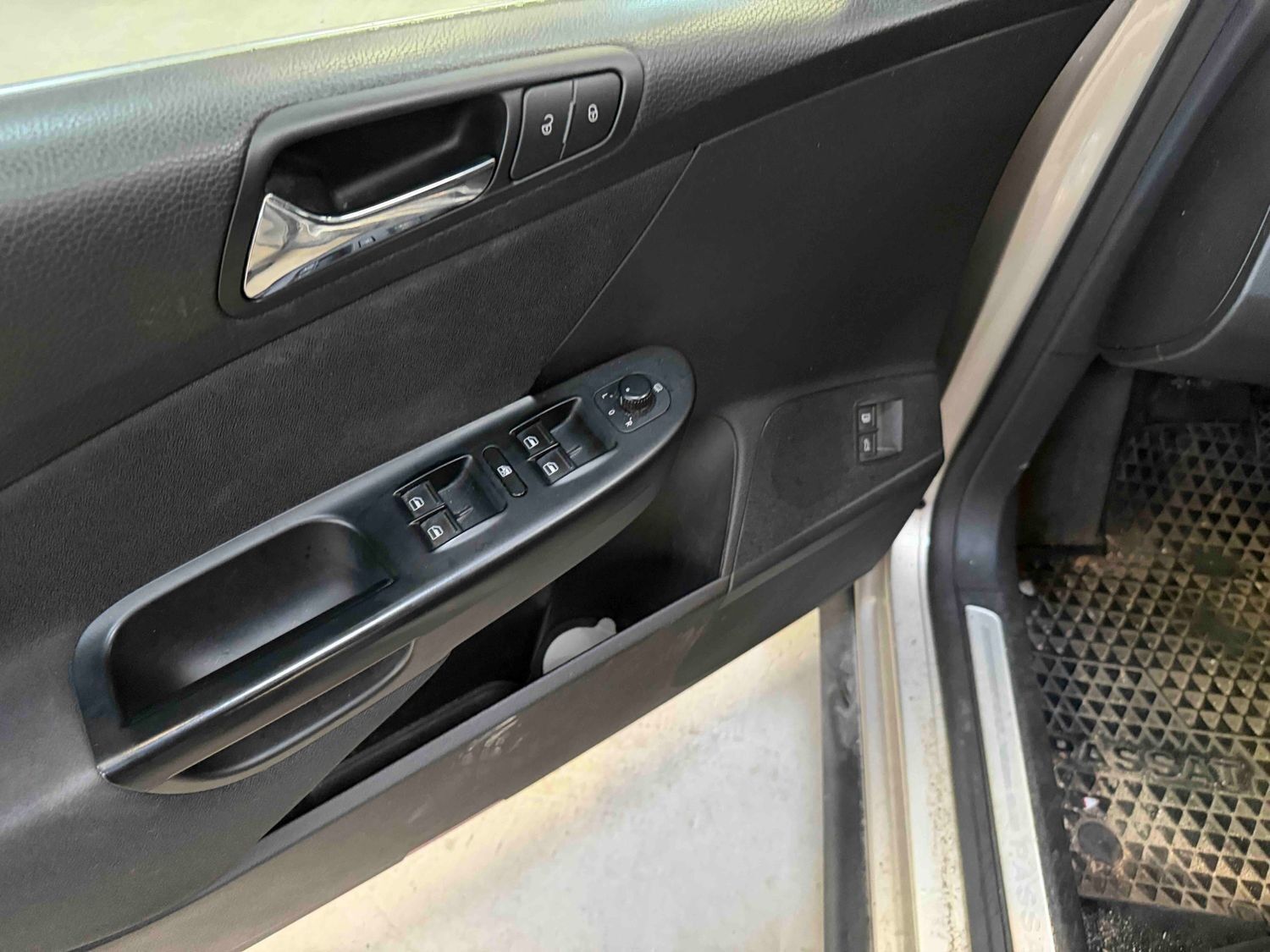 Billede af VW Passat Variant 2,0 FSI Trendline 150HK Stc