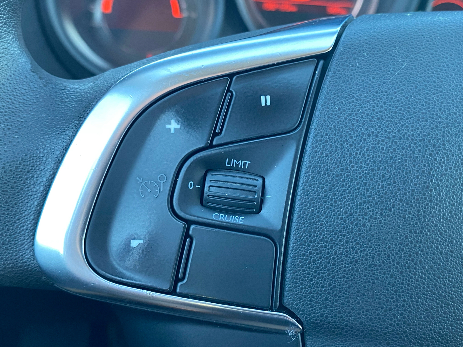 Billede af Citroën C4 1,4 VTi Attraction 95HK 5d