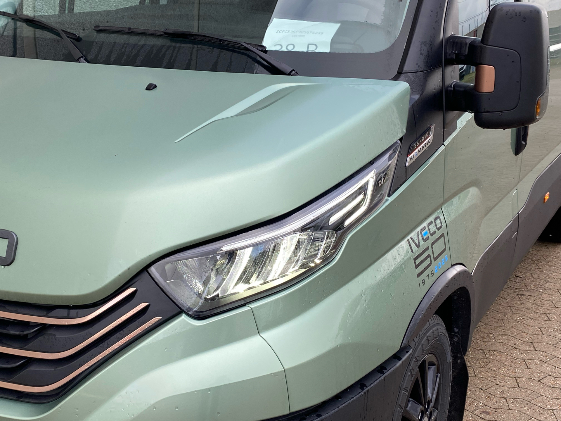 Billede af Iveco Daily 35S21 12m3 3,0 D Forza Hi-Matic 210HK Van 8g Aut.