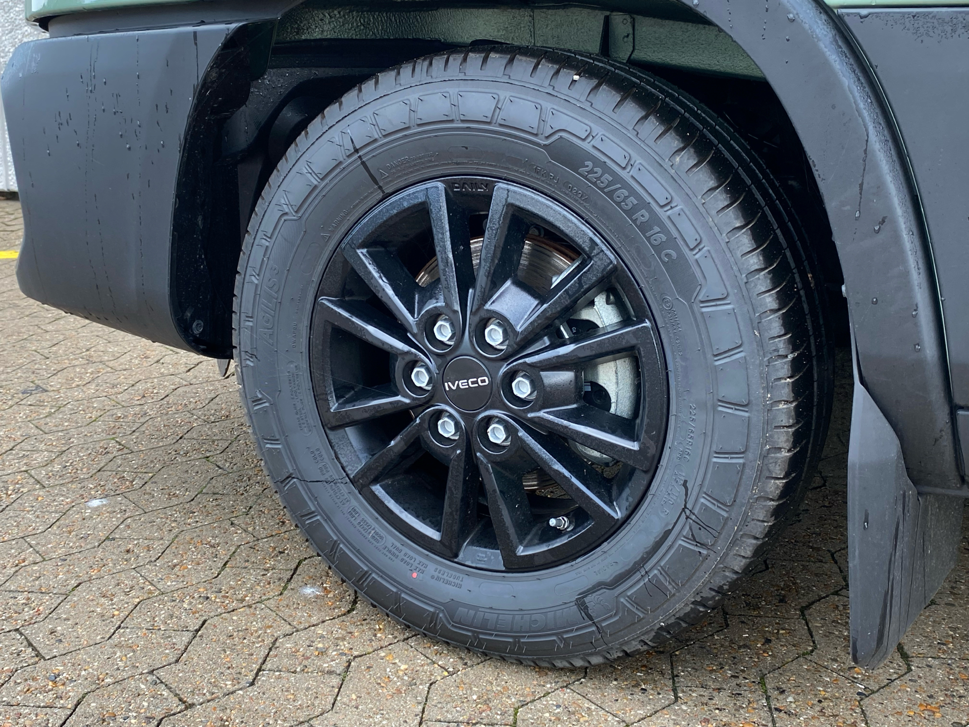 Billede af Iveco Daily 35S21 12m3 3,0 D Forza Hi-Matic 210HK Van 8g Aut.