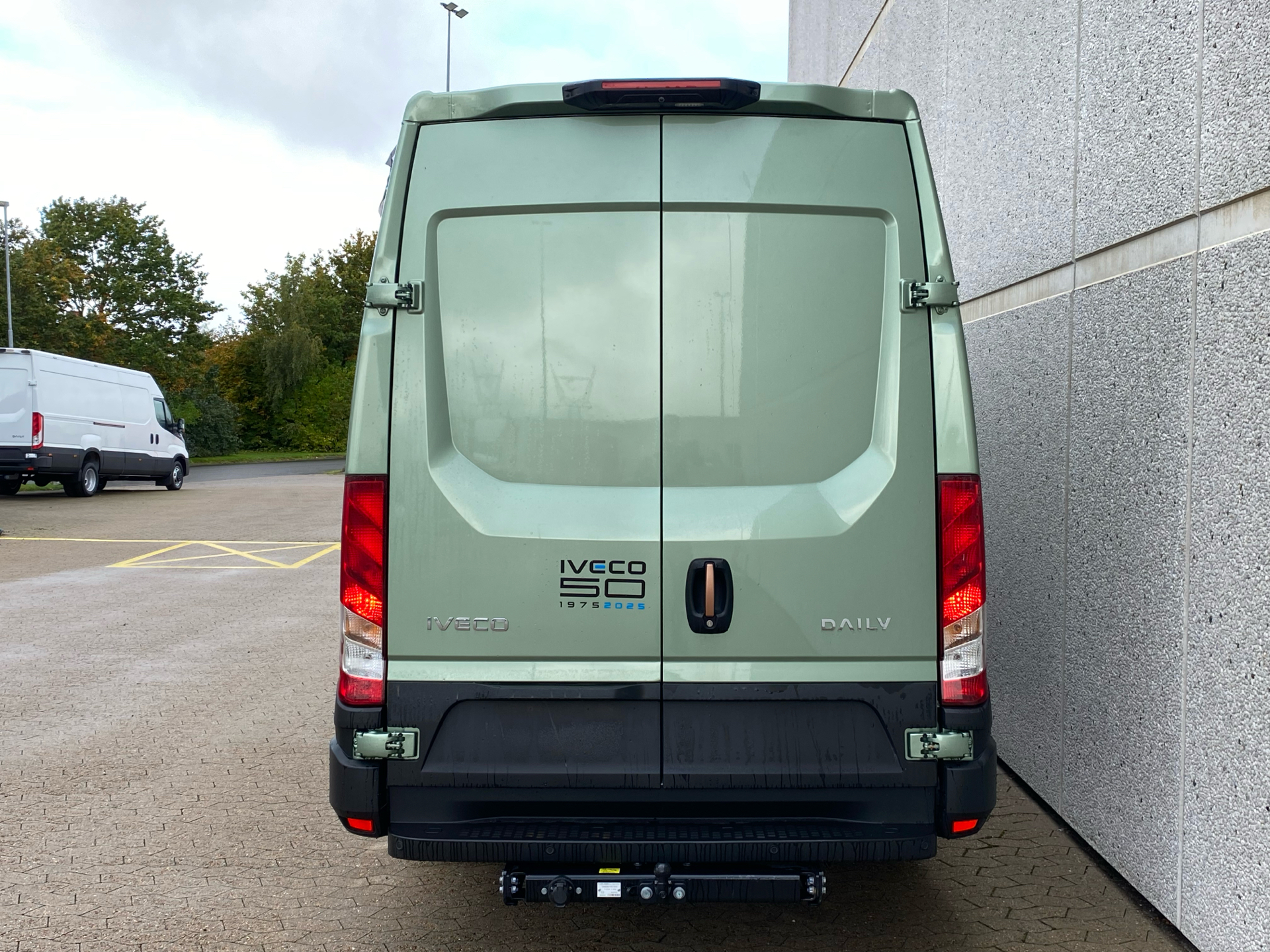 Billede af Iveco Daily 35S21 12m3 3,0 D Forza Hi-Matic 210HK Van 8g Aut.