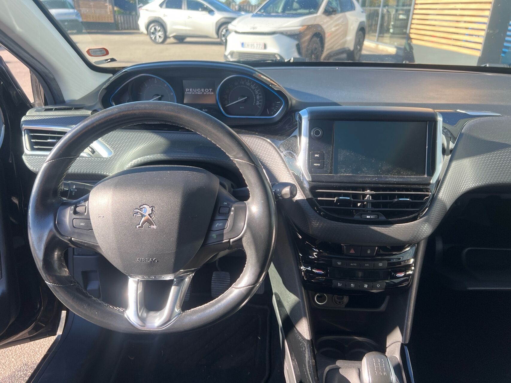 Billede af Peugeot 2008 1,6 BlueHDi Desire Sky 100HK