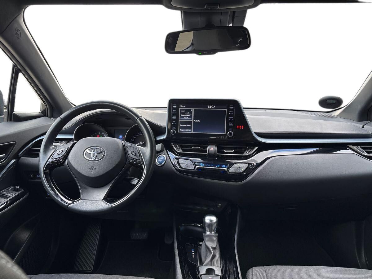 Billede af Toyota C-HR 1,8 Hybrid C-LUB Smart Multidrive S 122HK 5d Aut.
