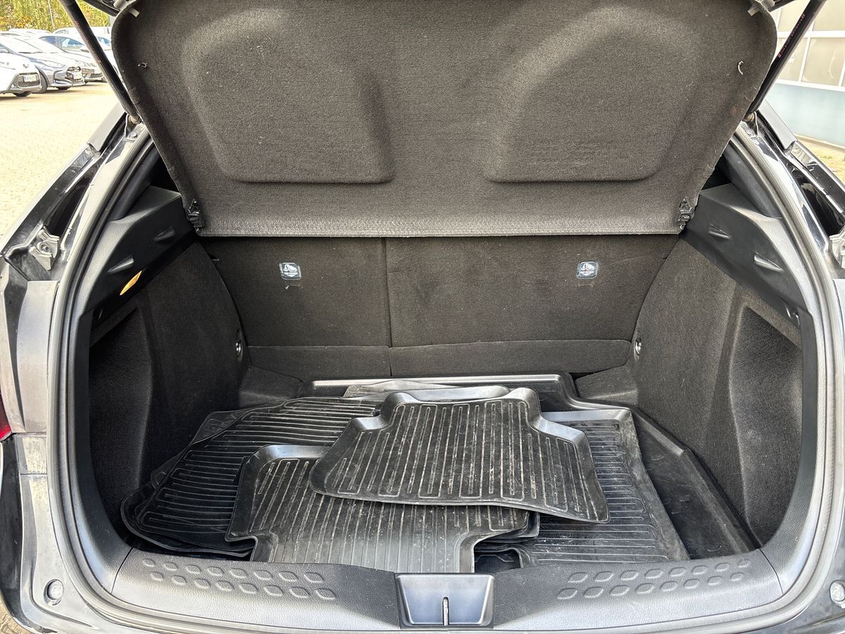 Billede af Toyota C-HR 1,8 Hybrid C-LUB Smart Multidrive S 122HK 5d Aut.