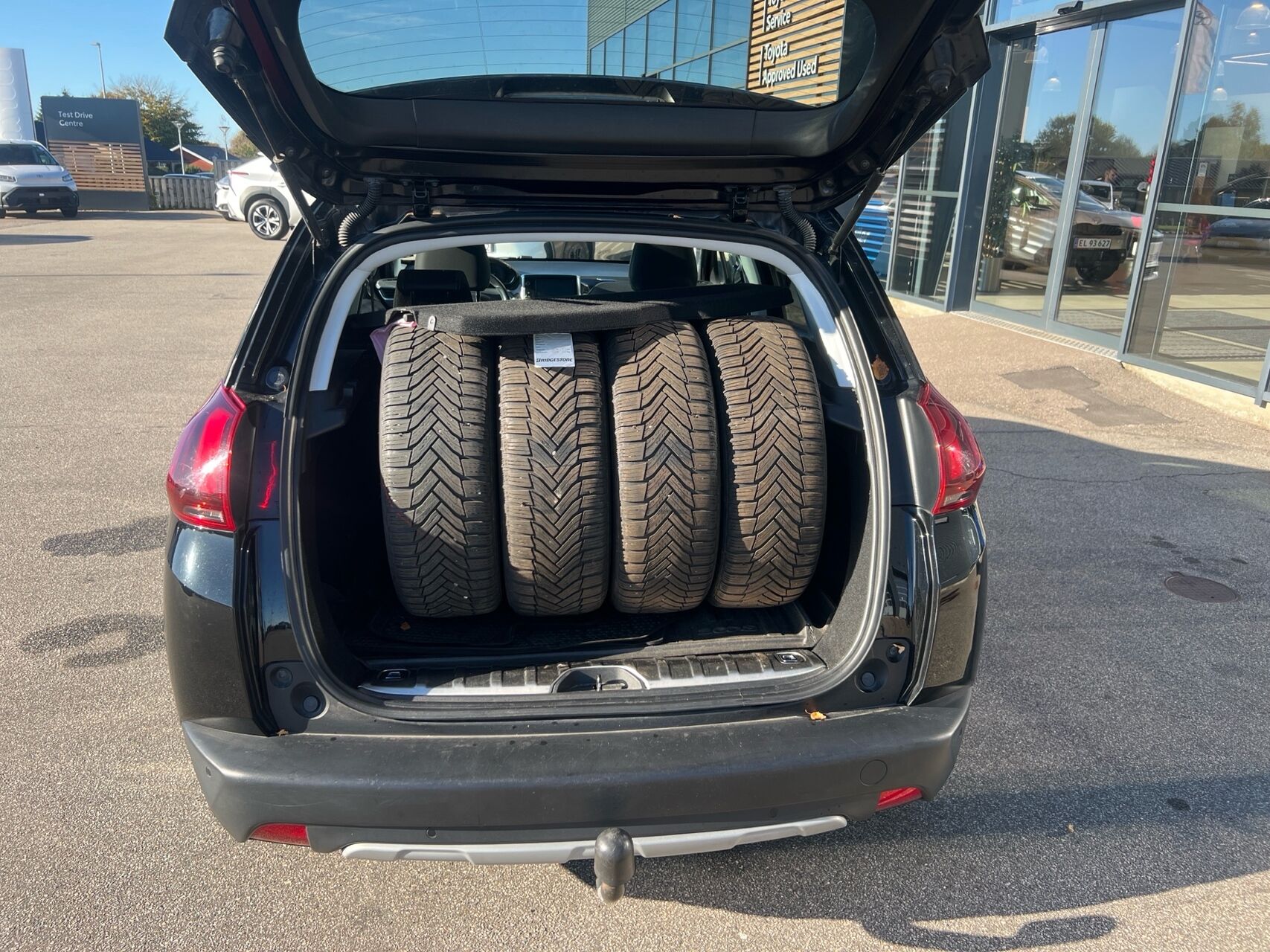 Billede af Peugeot 2008 1,6 BlueHDi Desire Sky 100HK