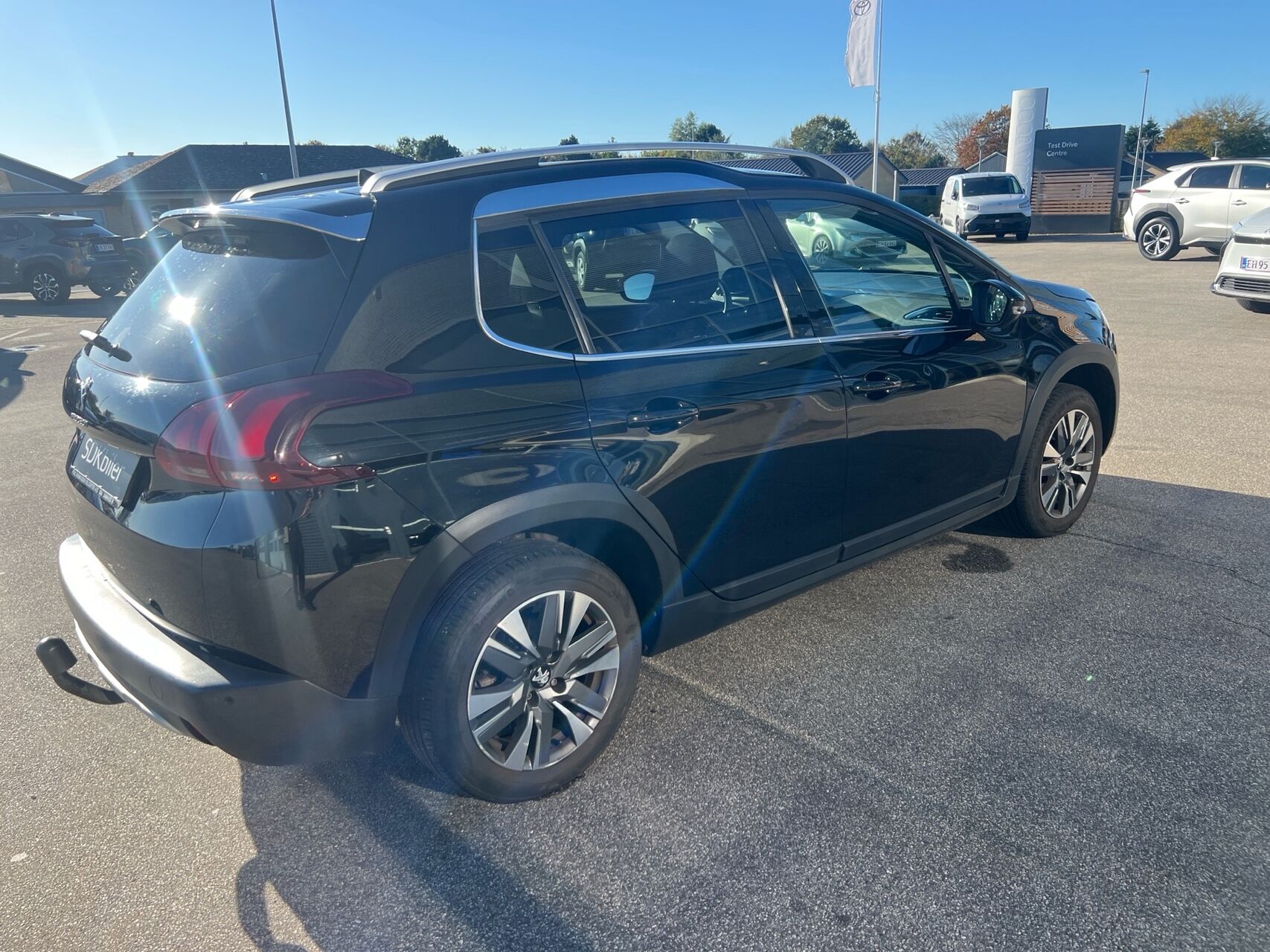 Billede af Peugeot 2008 1,6 BlueHDi Desire Sky 100HK