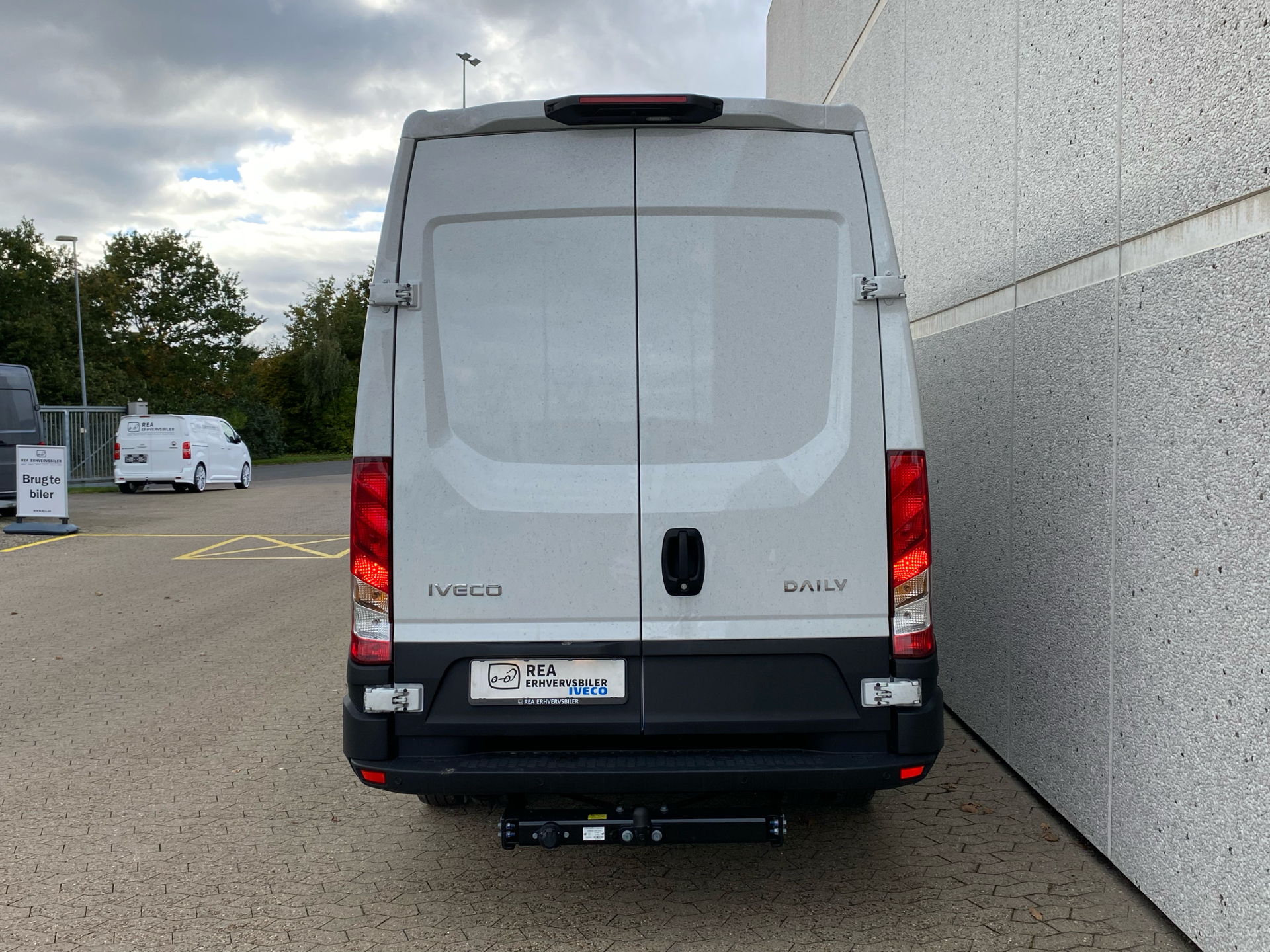 Billede af Iveco Daily 35C18 12m3 3,0 D Hi-Matic 180HK Van 8g Aut.