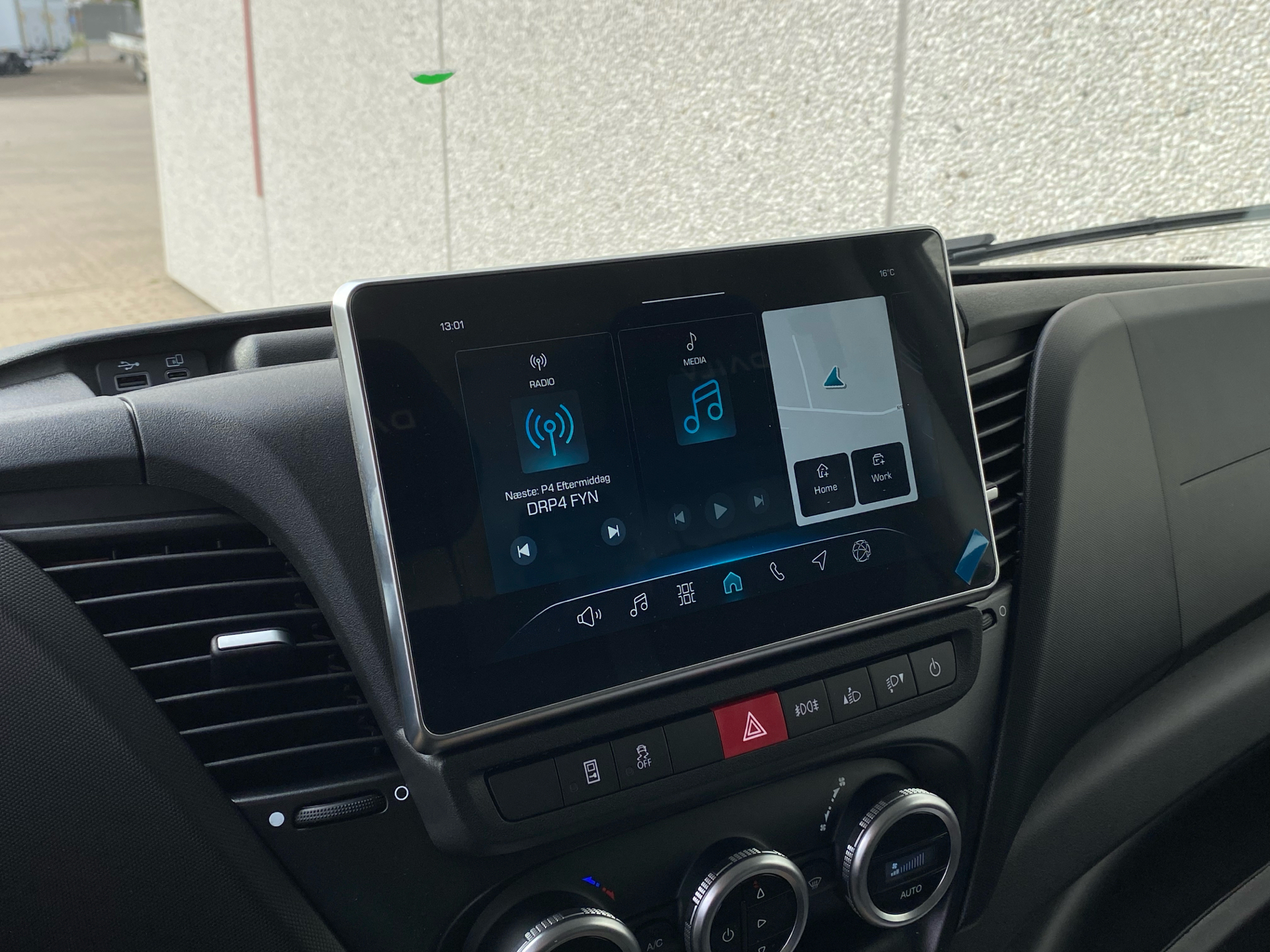 Billede af Iveco Daily 35C18 12m3 3,0 D Hi-Matic 180HK Van 8g Aut.