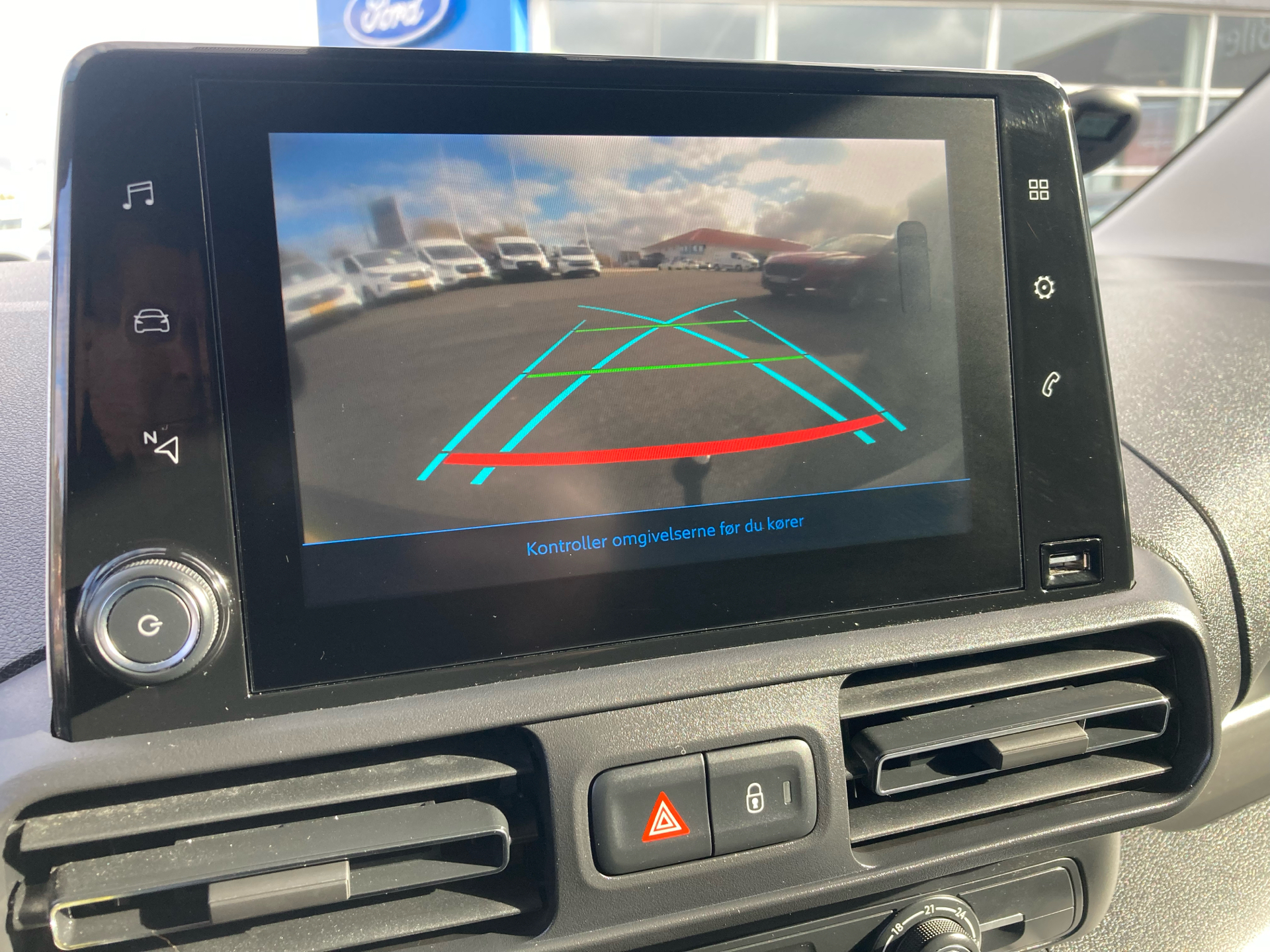 Billede af Peugeot Partner L2 V2 1,5 BlueHDi Plus EAT8 130HK Van 8g Aut.