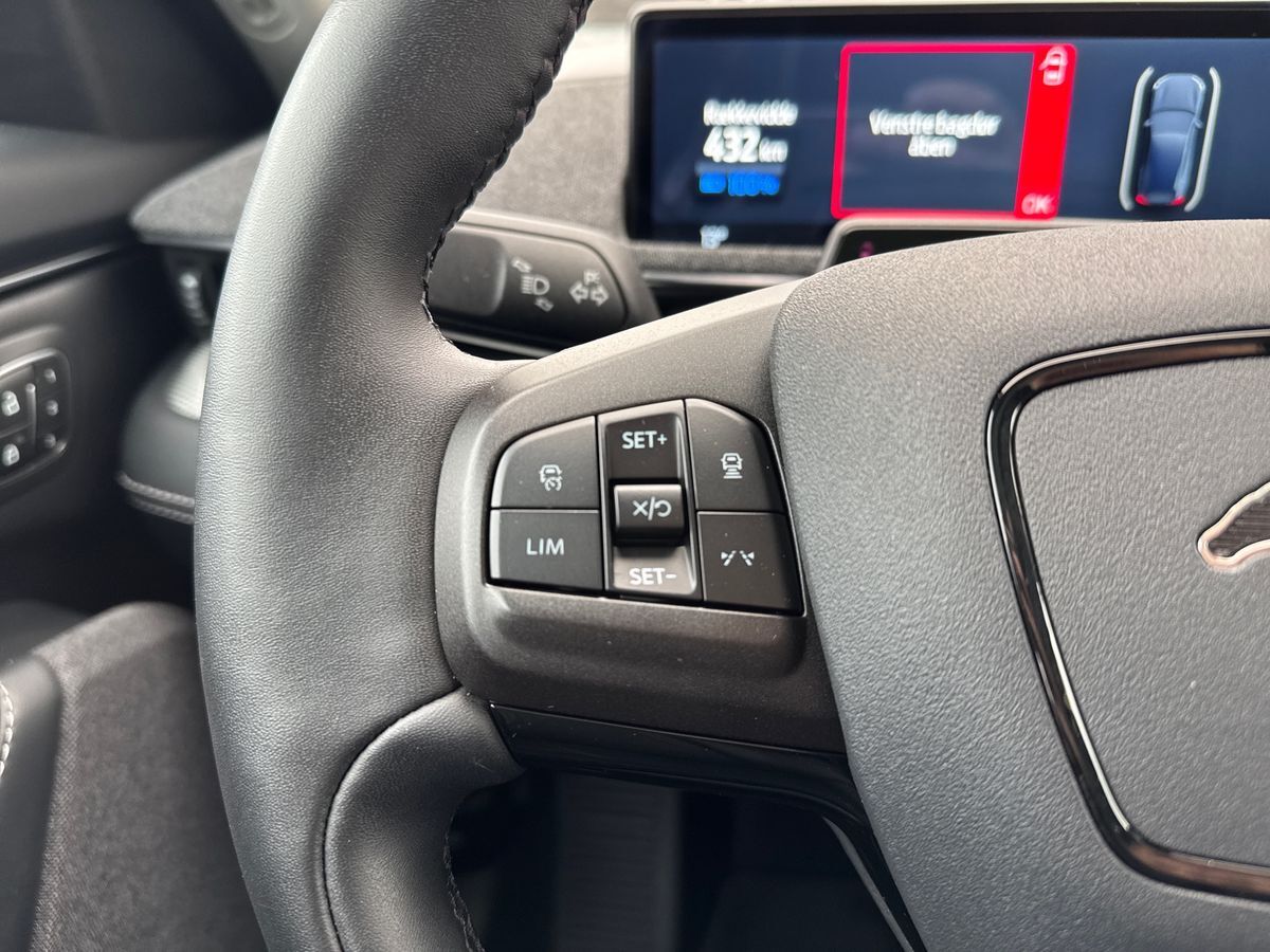 Billede af Ford Mustang Mach-E EL SR 269HK 5d Aut.