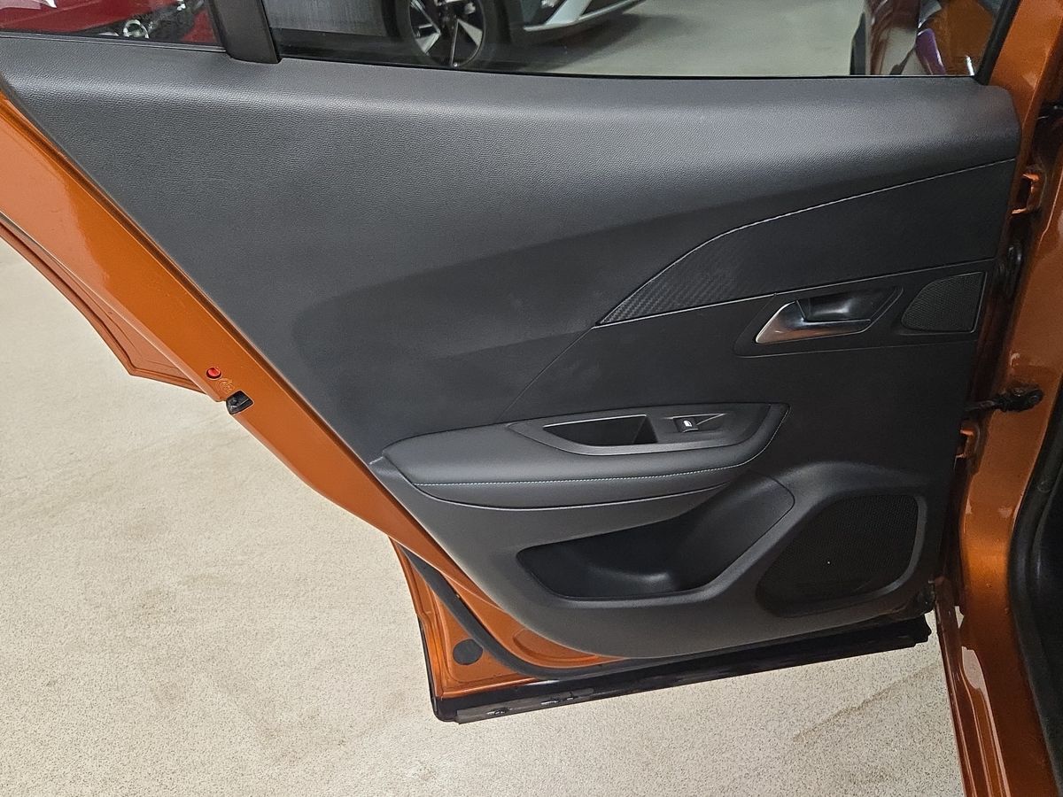 Billede af Peugeot e-2008 EL Allure 136HK 5d Aut.