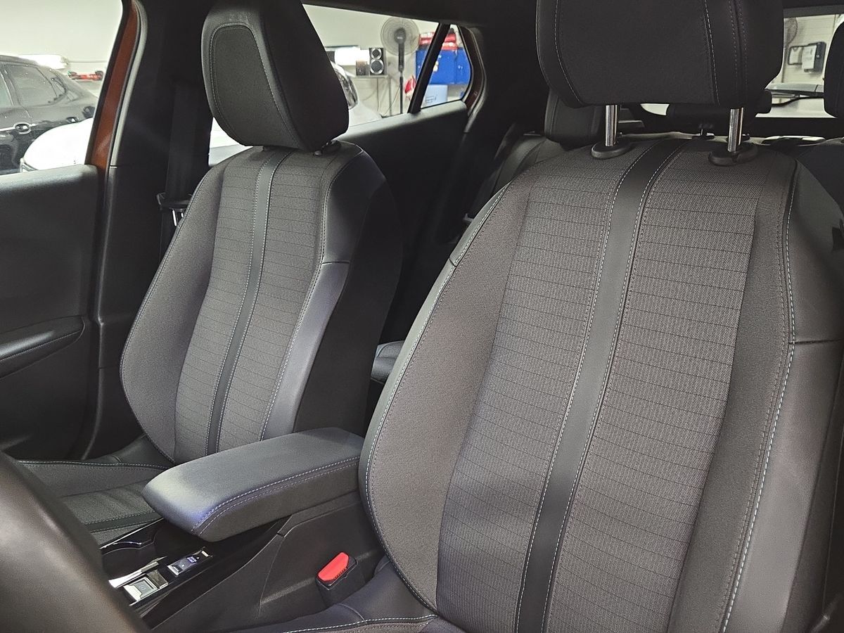 Billede af Peugeot e-2008 EL Allure 136HK 5d Aut.