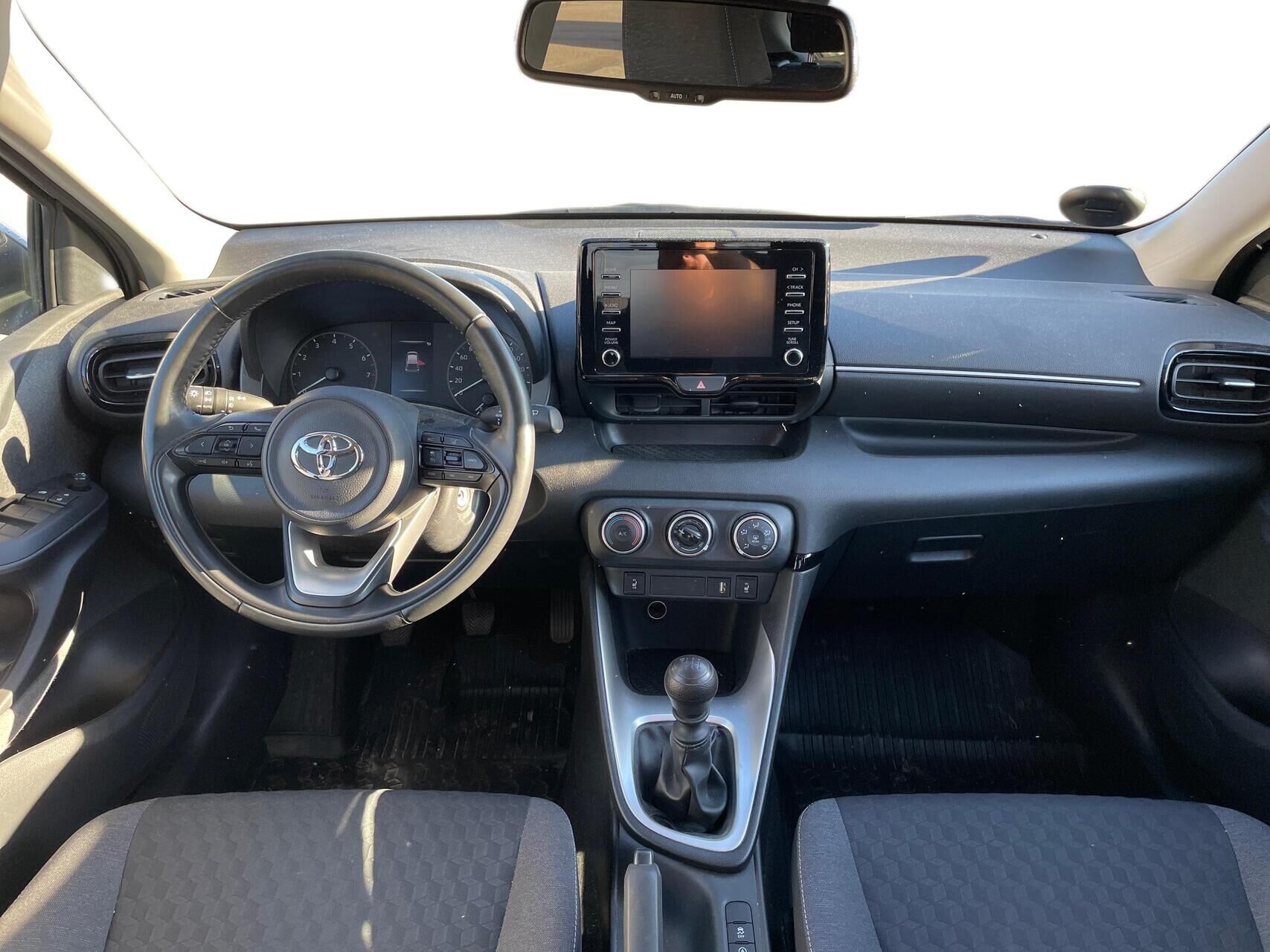 Billede af Toyota Yaris 1,5 VVT-I T3 Vision 125HK 5d 6g