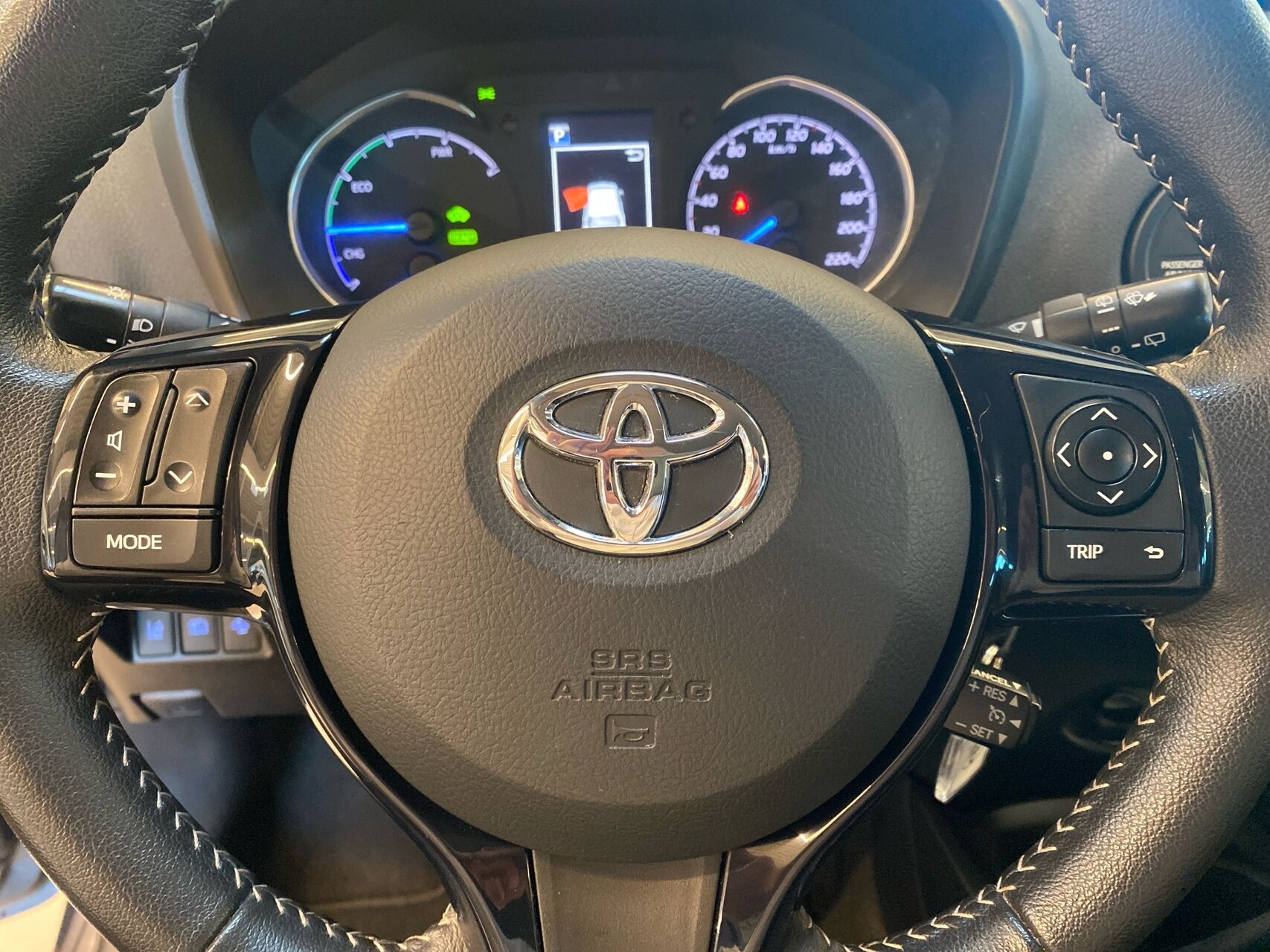 Billede af Toyota Yaris 1,5 Hybrid H2 Premium E-CVT 100HK 5d Trinl. Gear