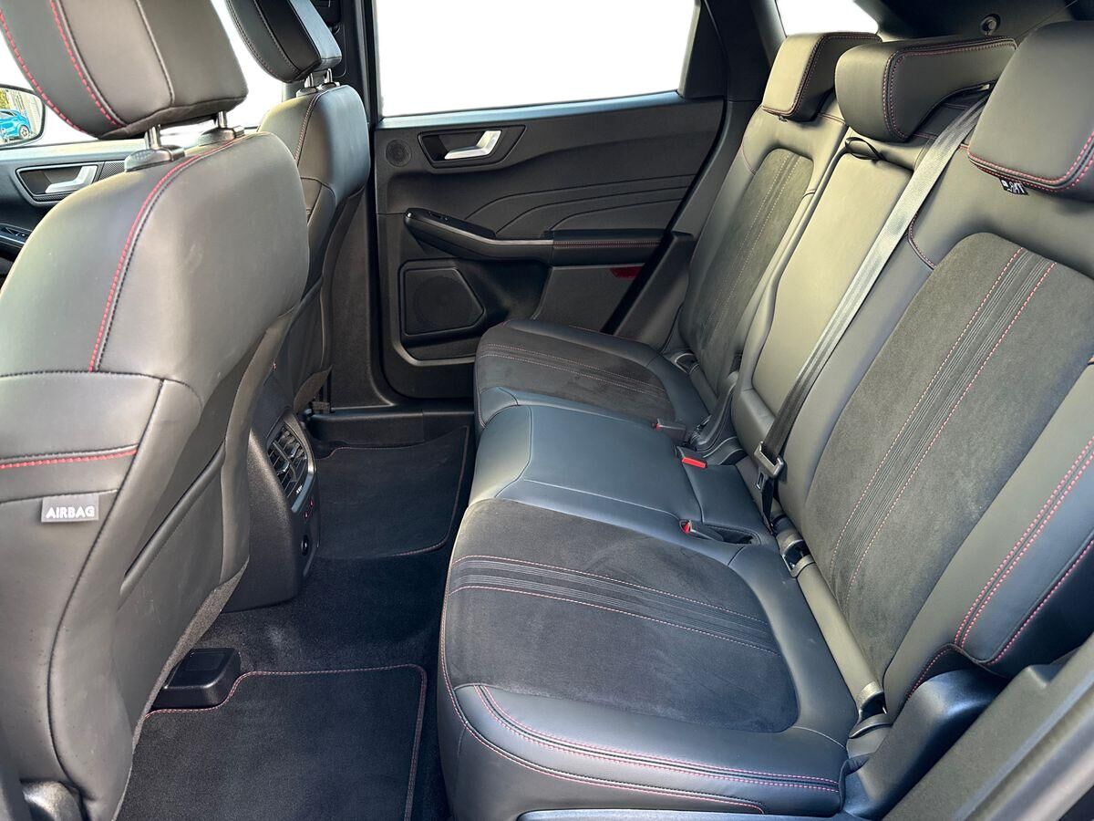 Billede af Ford Kuga 2,5 Plugin-hybrid ST-Line X CVT 243HK 5d Aut.