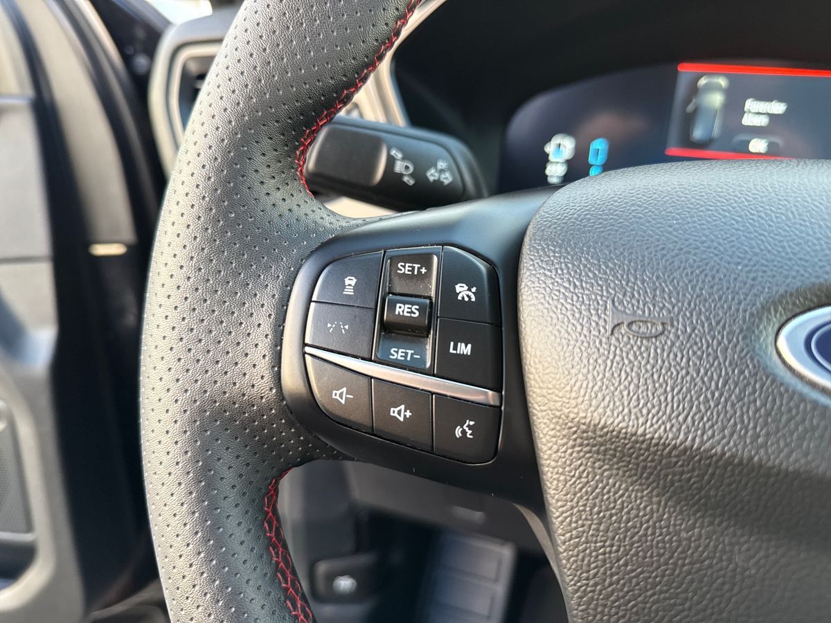 Billede af Ford Kuga 2,5 Plugin-hybrid ST-Line X CVT 243HK 5d Aut.