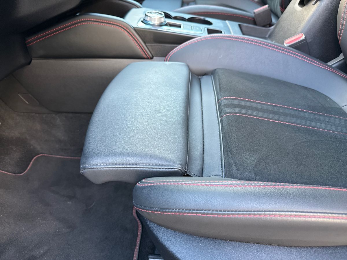 Billede af Ford Kuga 2,5 Plugin-hybrid ST-Line X CVT 243HK 5d Aut.