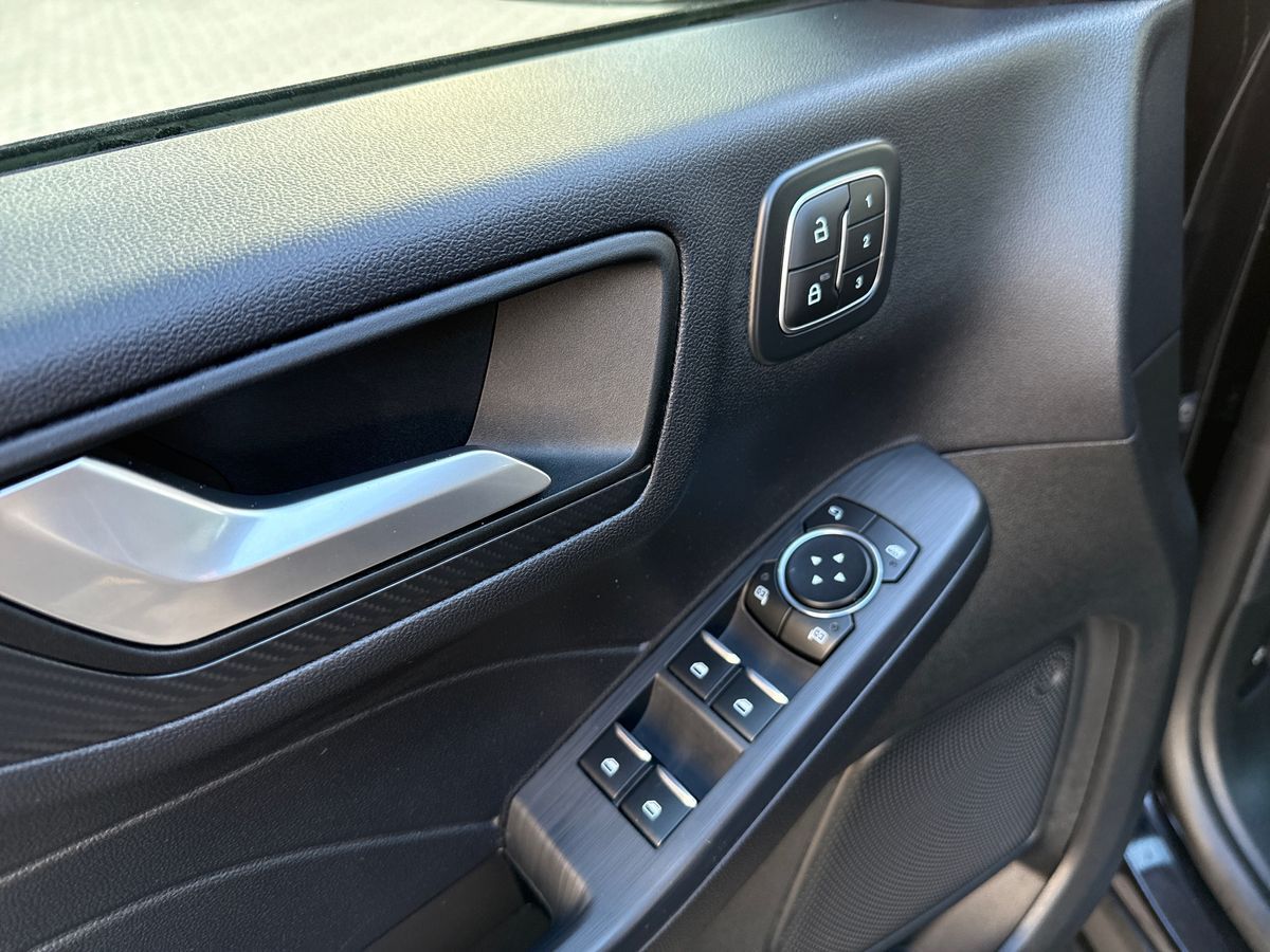 Billede af Ford Kuga 2,5 Plugin-hybrid ST-Line X CVT 243HK 5d Aut.