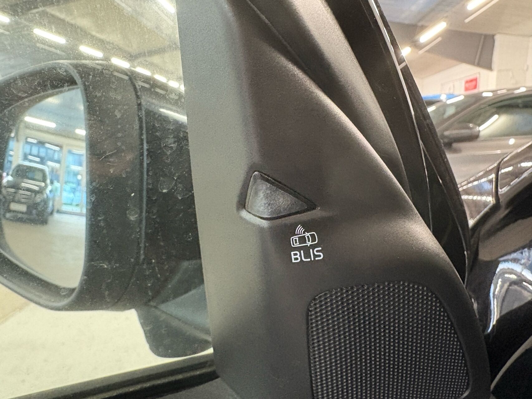 Billede af Volvo V60 1,6 DRIVe Summum Start/Stop 115HK Stc 6g