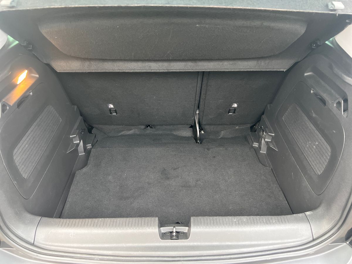 Billede af Opel Crossland 1,2 T First Edition 110HK 5d 6g