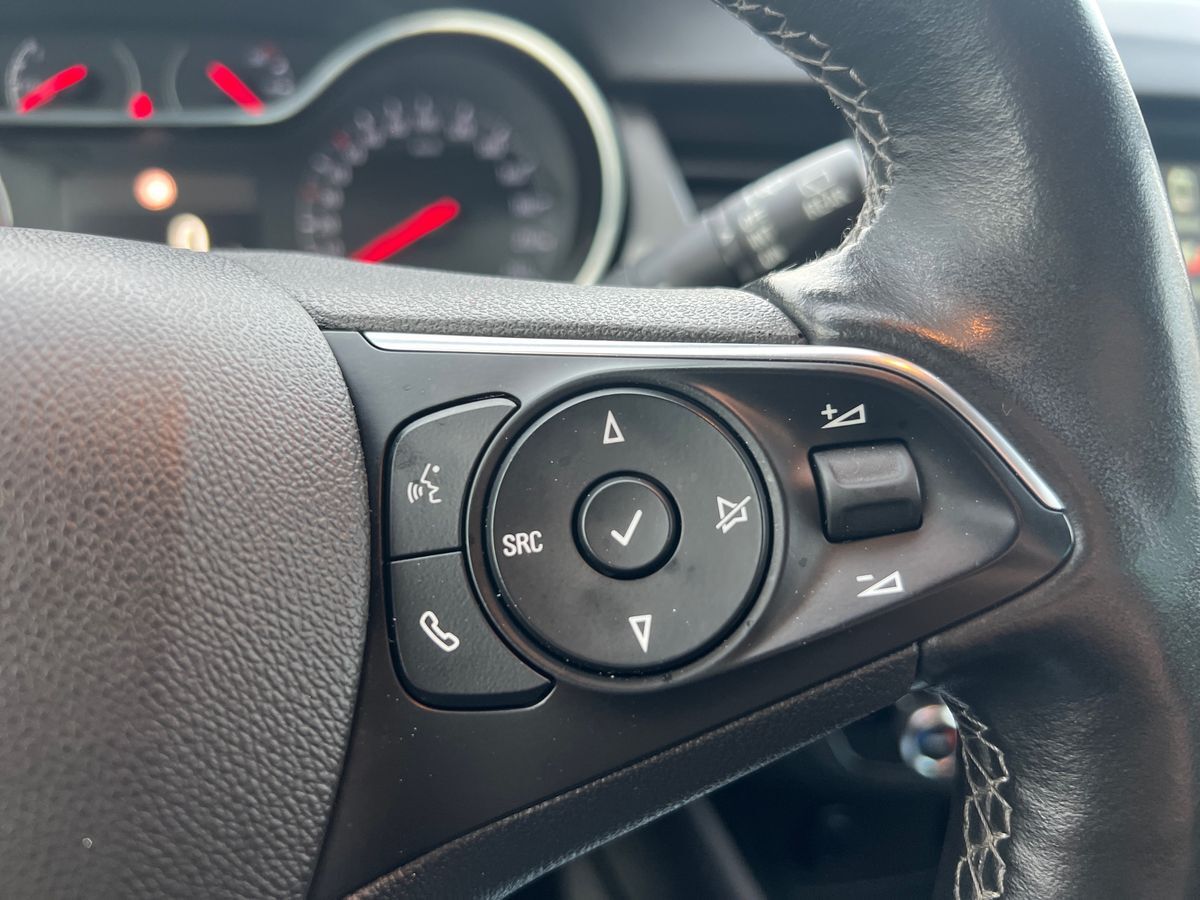 Billede af Opel Crossland 1,2 T First Edition 110HK 5d 6g