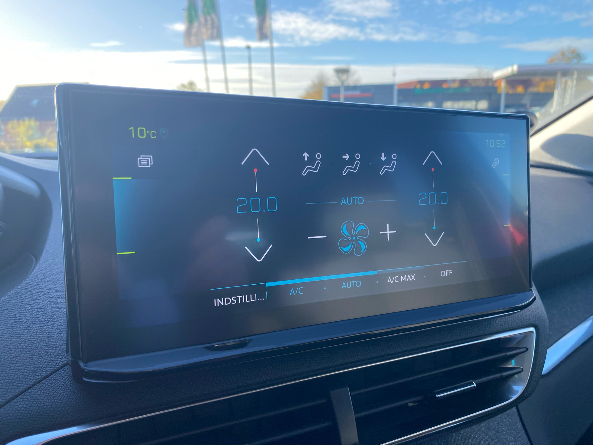 Billede af Peugeot 3008 1,6 PureTech  Plugin-hybrid First Selection EAT8 225HK 5d 8g Aut.