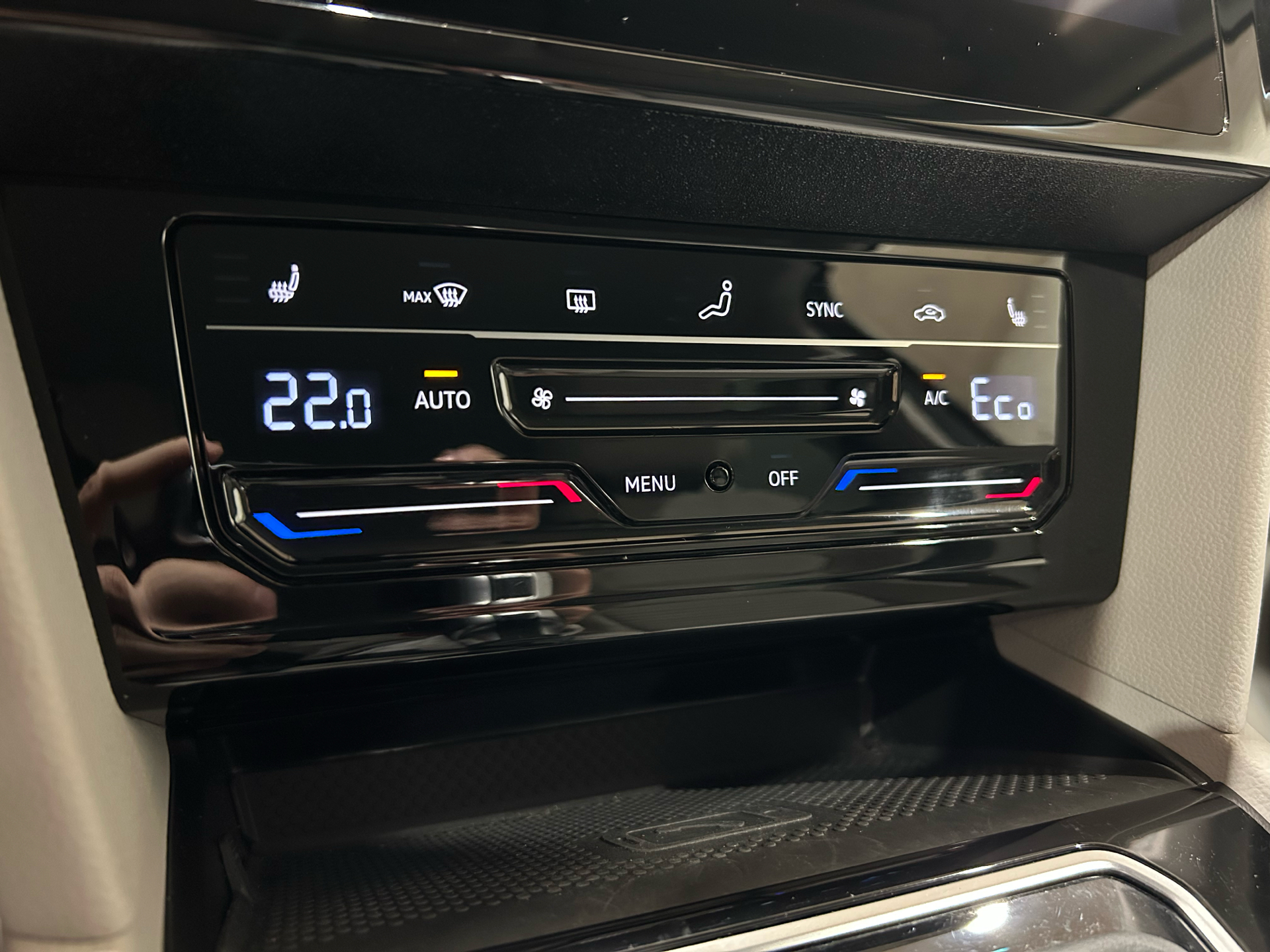Billede af VW Passat Variant 1,4 TSI  Plugin-hybrid GTE HIGH DSG 218HK Stc 6g Aut.