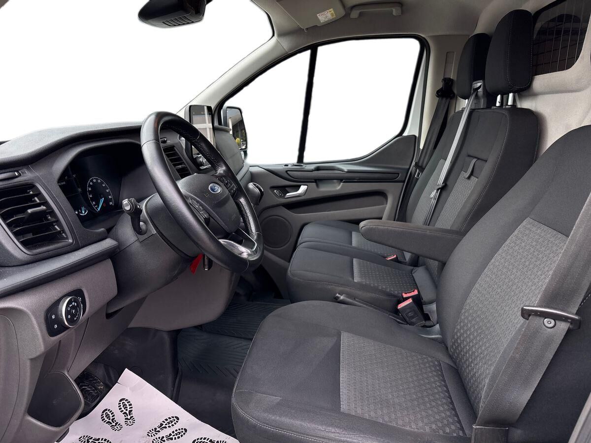 Billede af Ford Transit Custom 340 L2H2 - HØJT TAG 2,0 TDCi Trend 130HK Van Man. 
