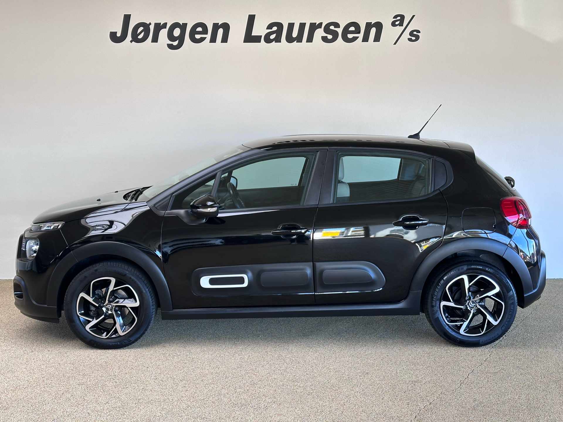 Billede af Citroën C3 1,2 PureTech Impress 83HK 5d