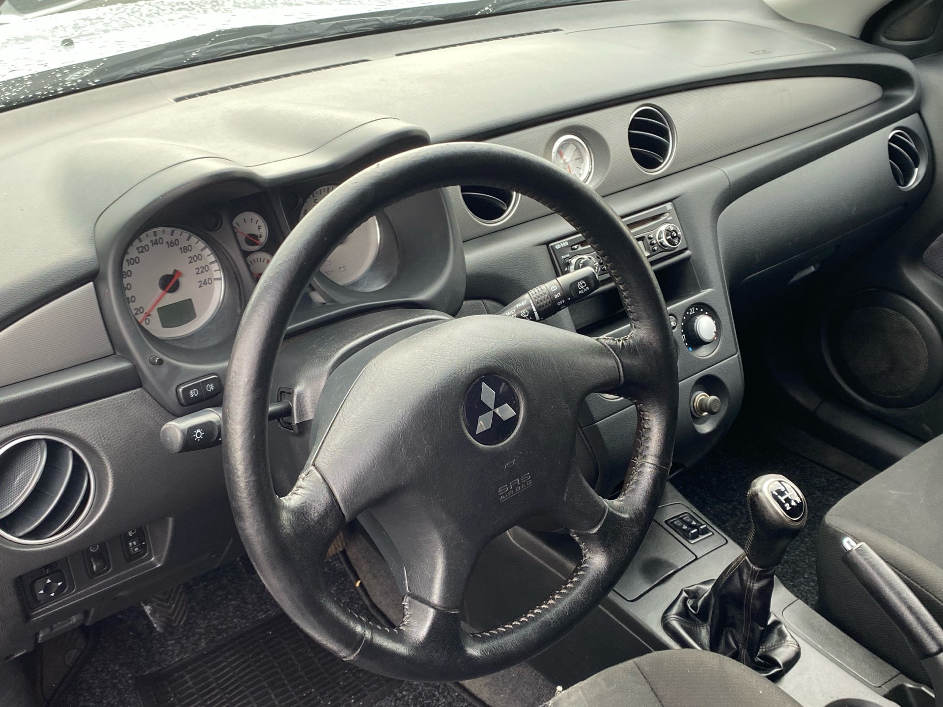 Billede af Mitsubishi Outlander 2,4 Intense 4WD 160HK Van