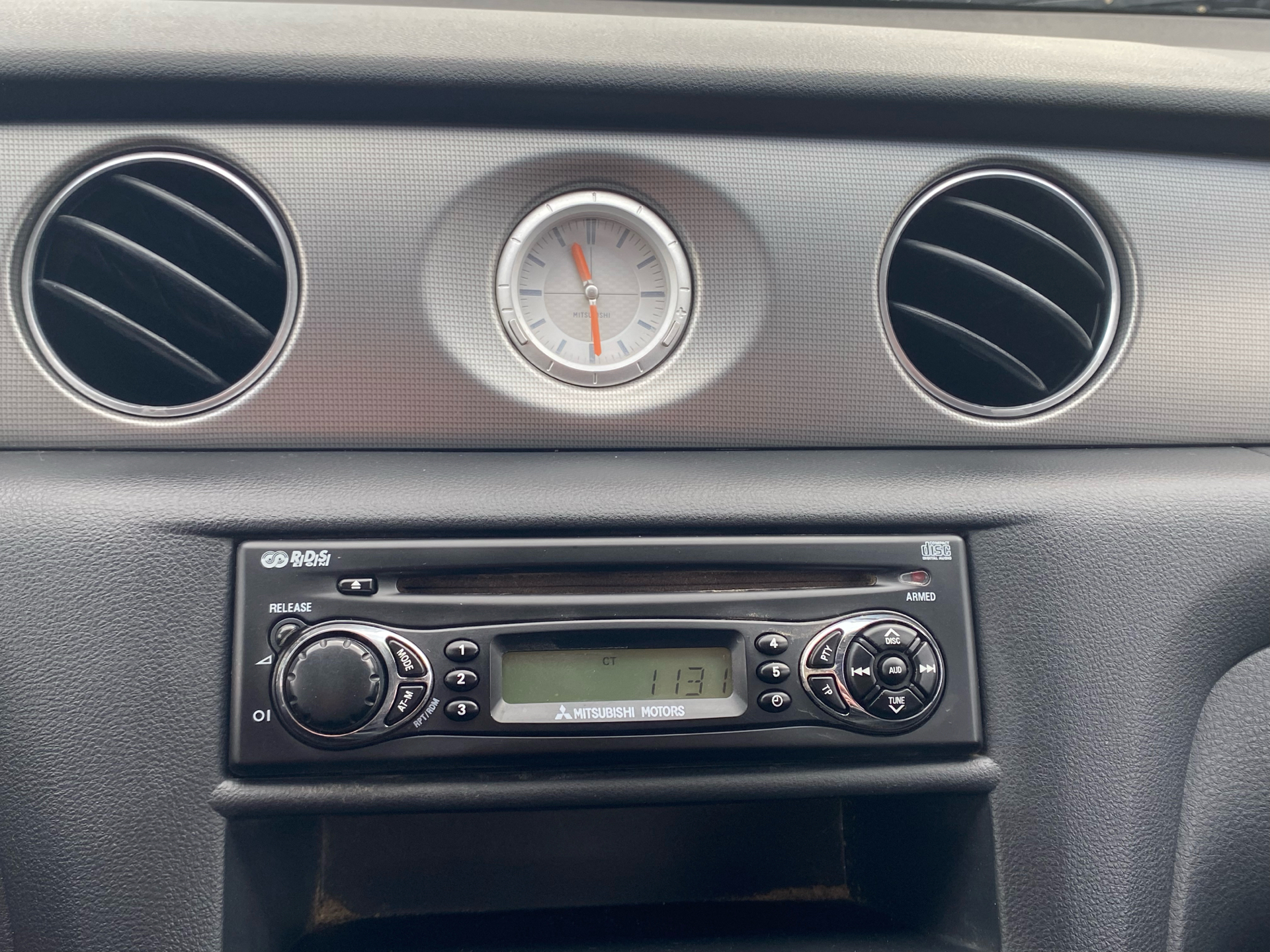 Billede af Mitsubishi Outlander 2,4 Intense 4WD 160HK Van